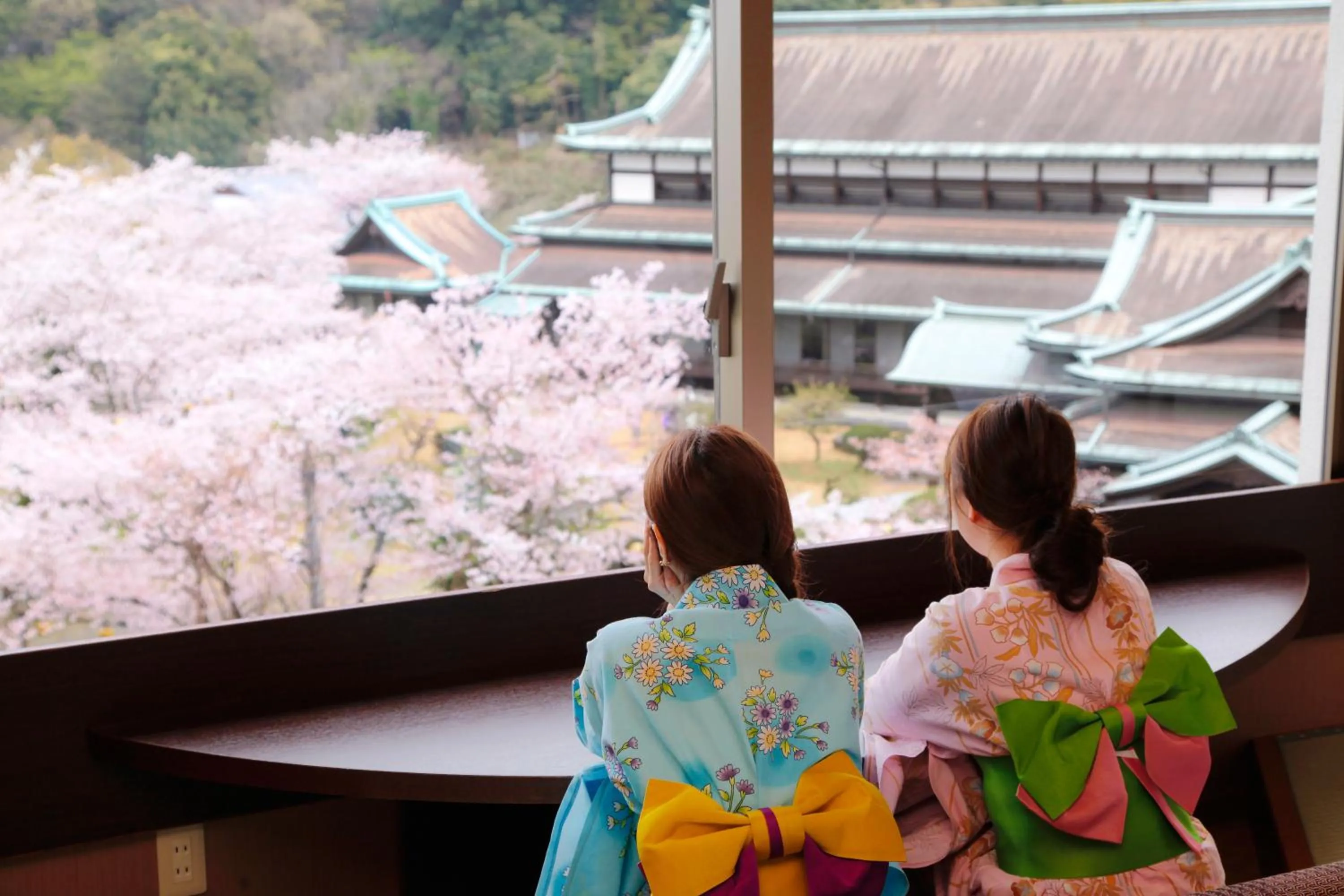 People in Kotohira Grand Hotel Sakuranosho