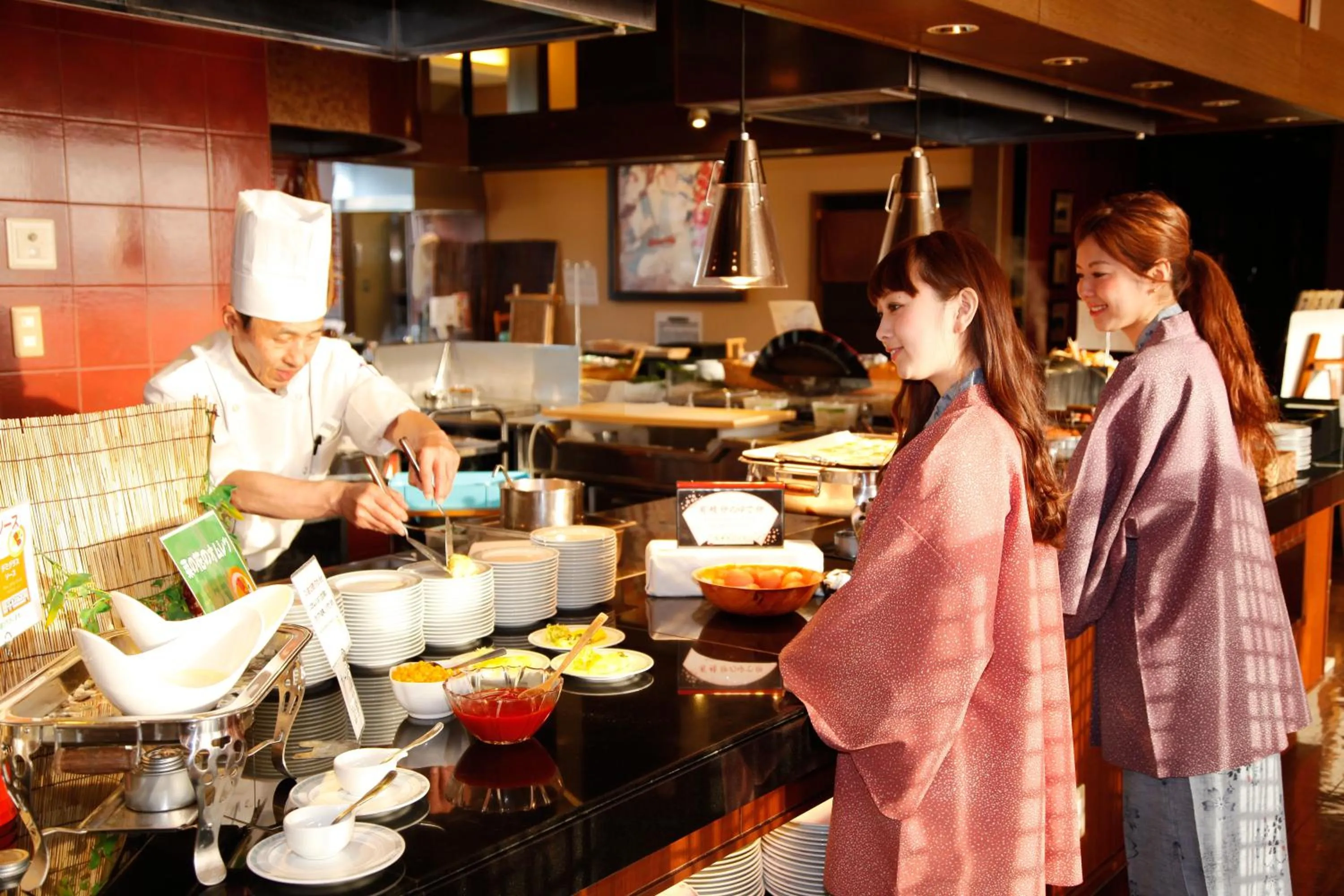 Staff in Kotohira Grand Hotel Sakuranosho