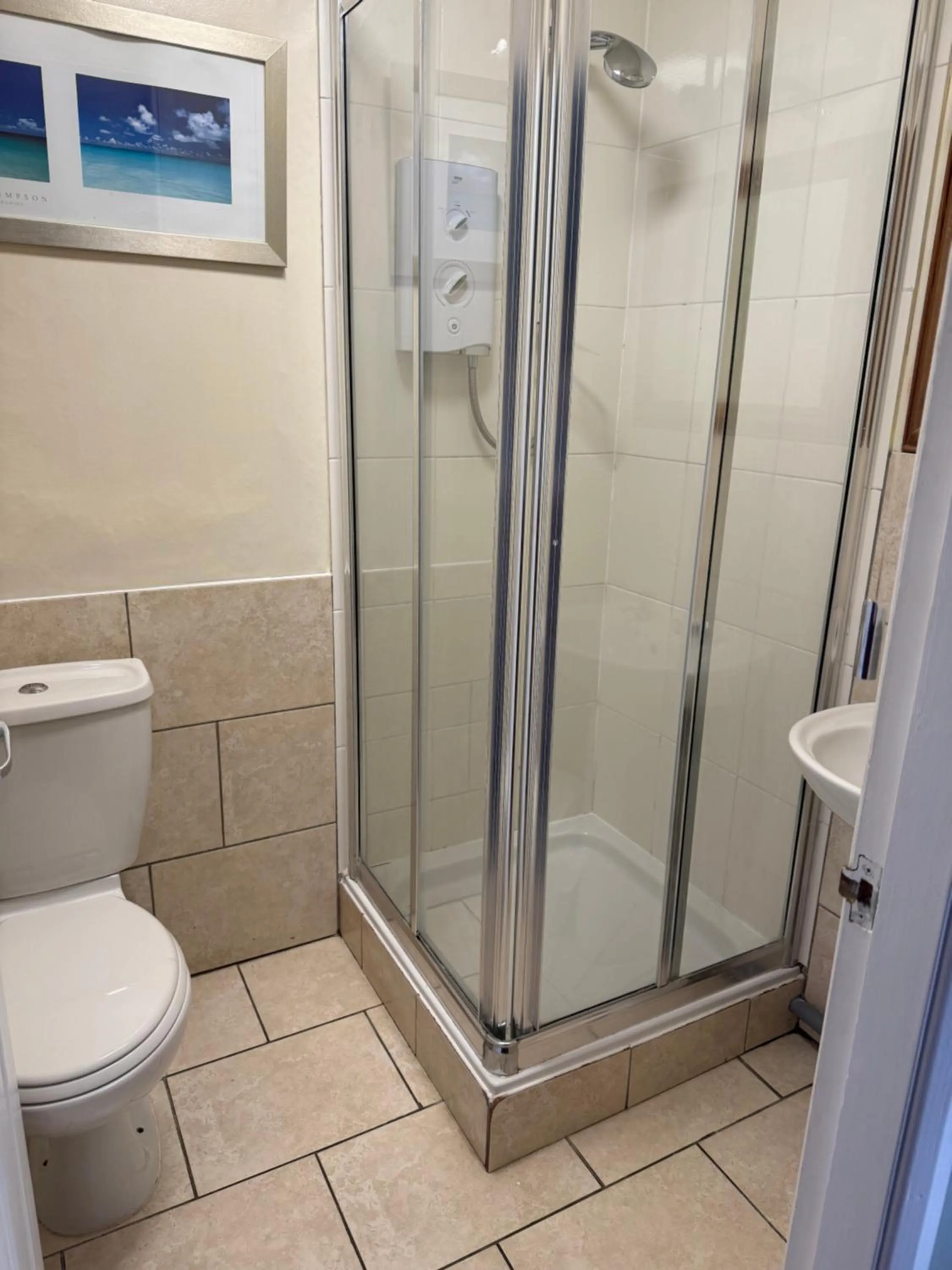 Bathroom in Wentworth arms