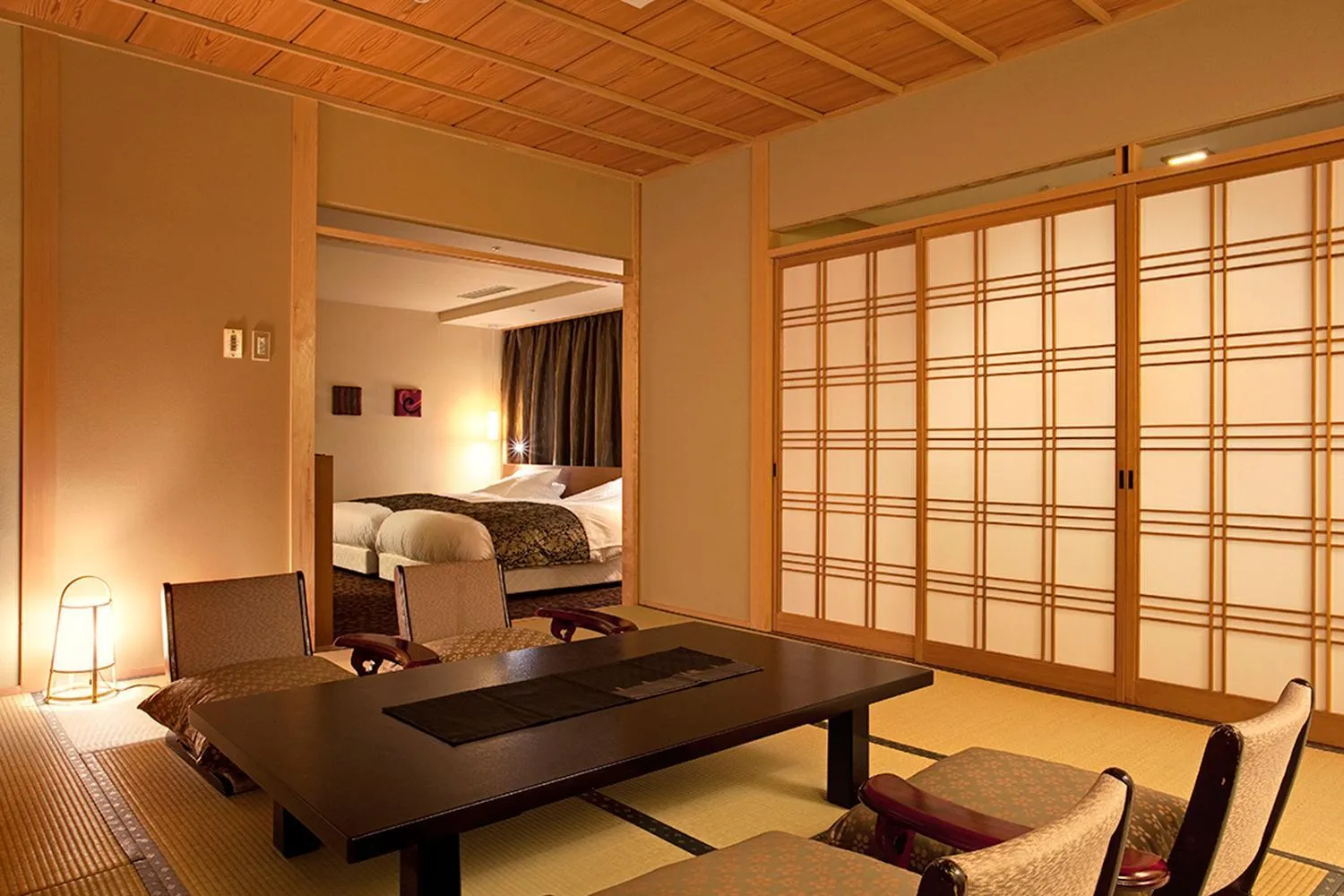Photo of the whole room, Bed in Yumoto Konpira Onsen Hananoyu Kobaitei