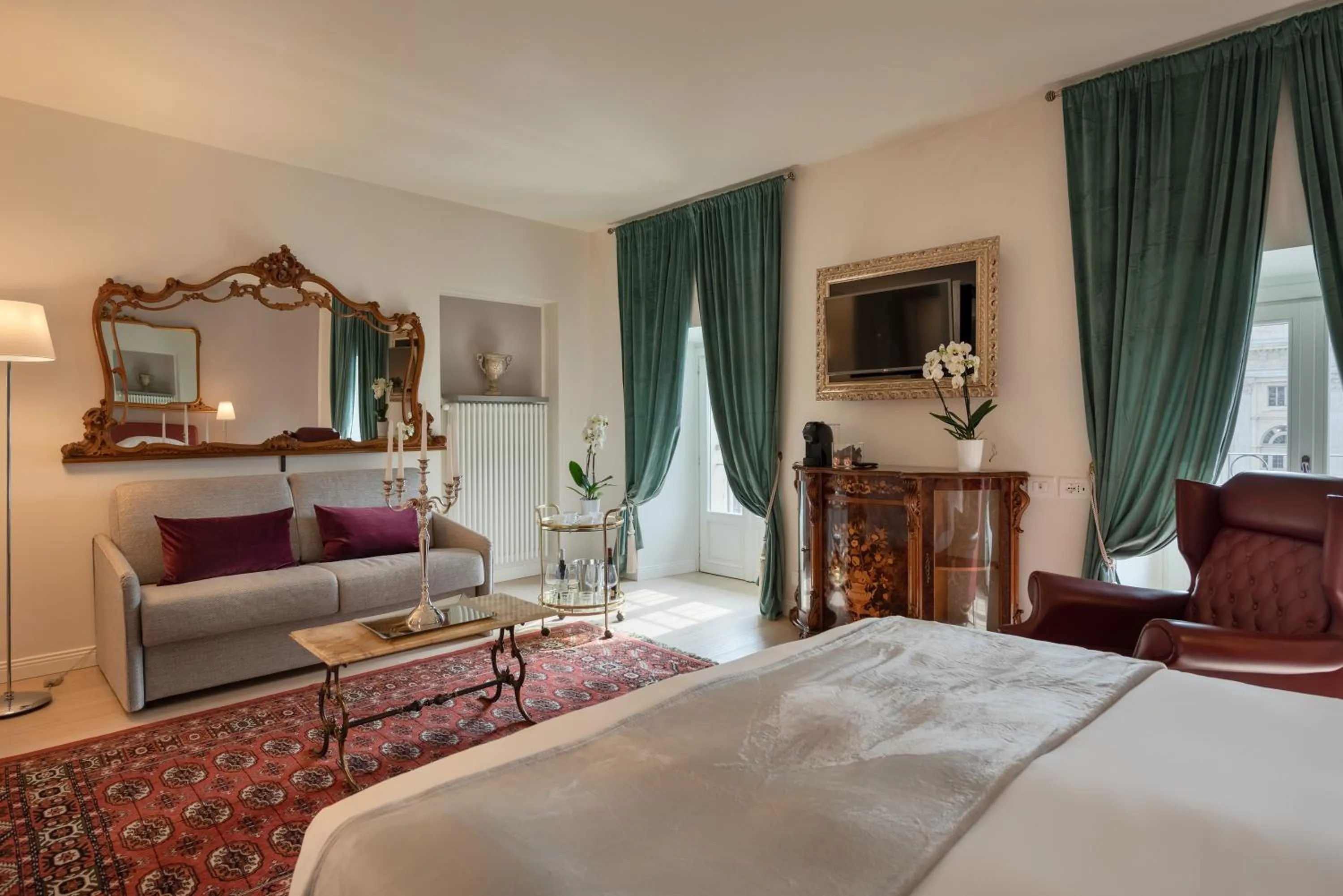 TV and multimedia, Bed in Corte Realdi Luxury Rooms Torino