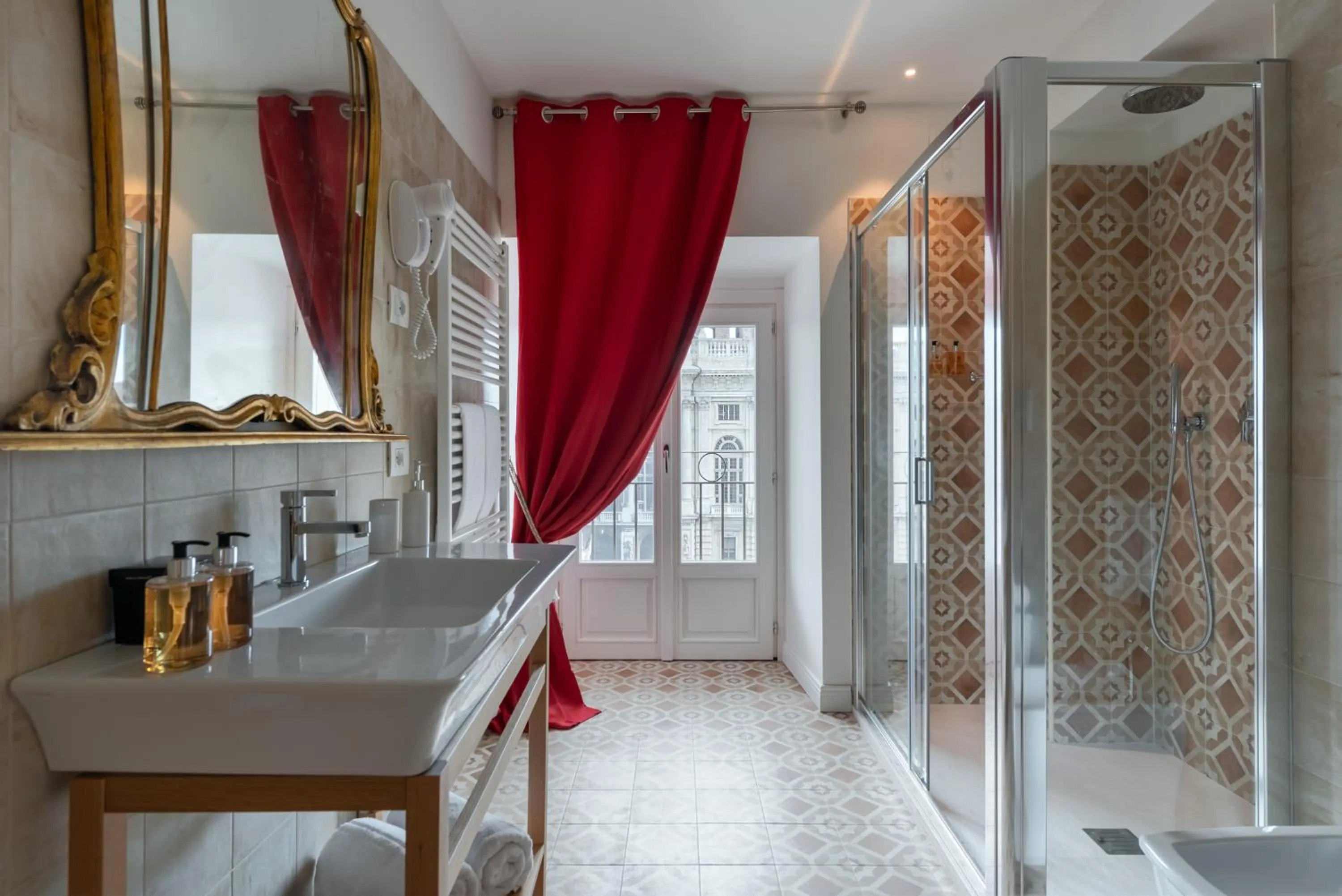 Shower in Corte Realdi Luxury Rooms Torino