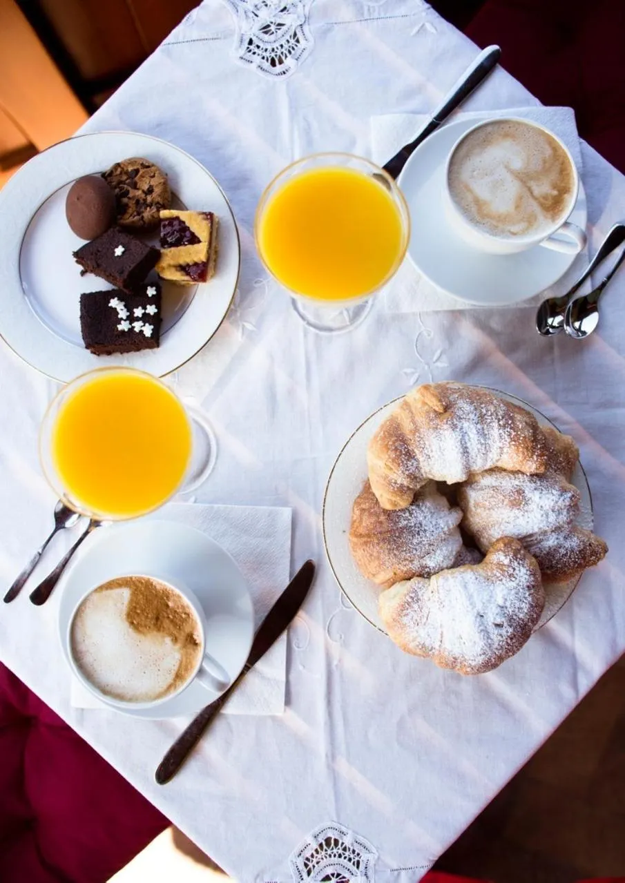 Food in Al Vecchio Fontanile B&B