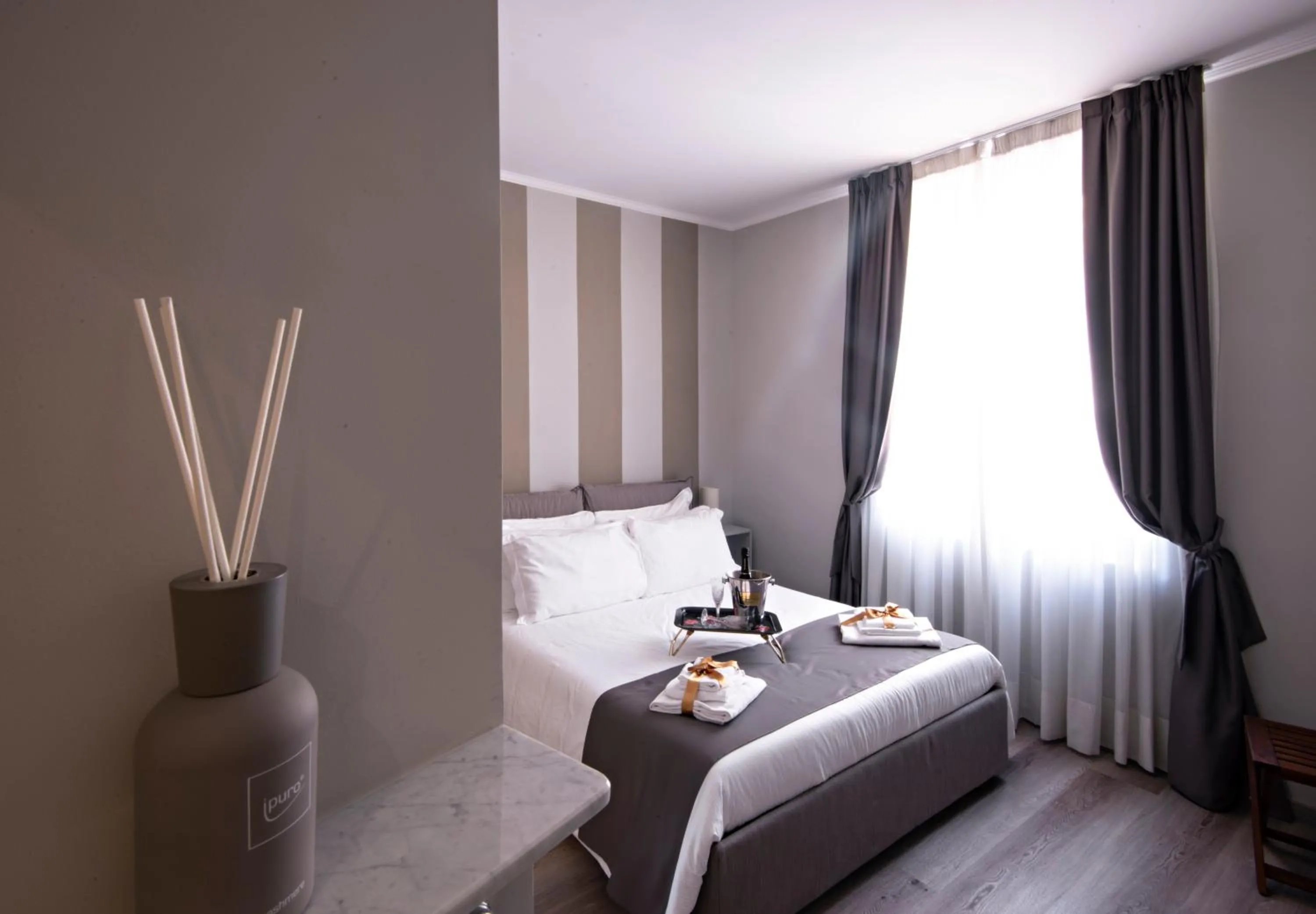 Photo of the whole room, Bed in Il Genovino