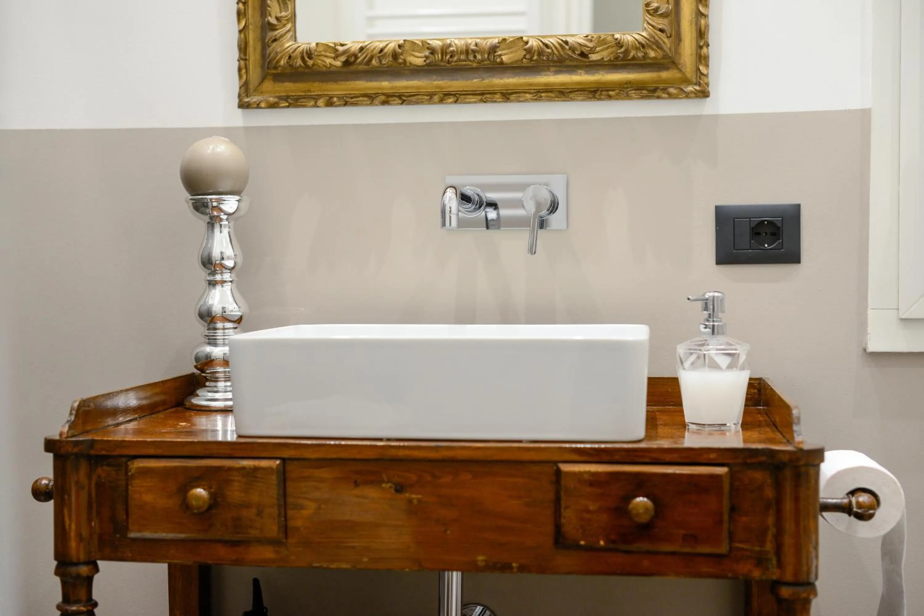 Bathroom in Il Genovino