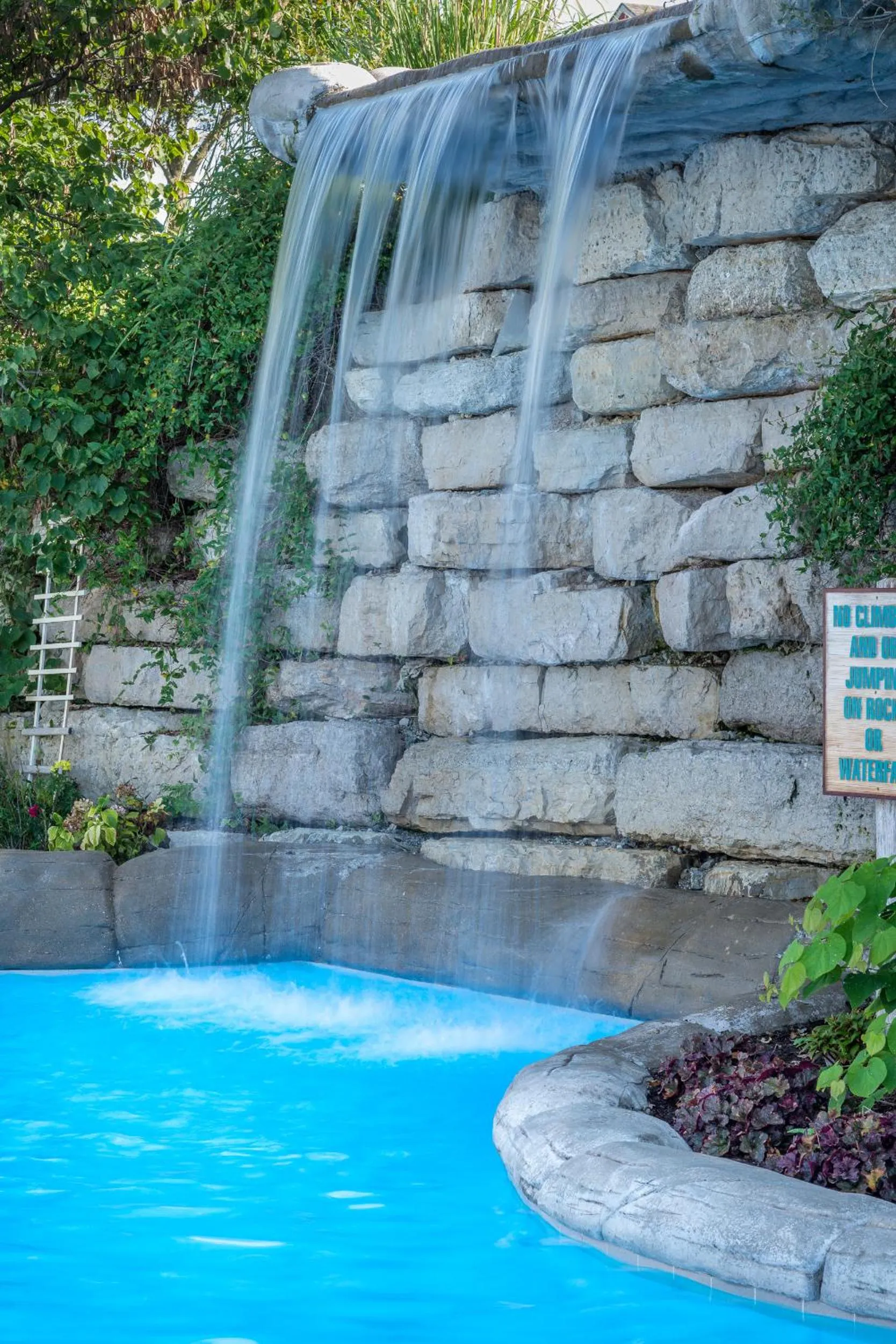 Swimming pool in Westgate Branson Lakes Resort