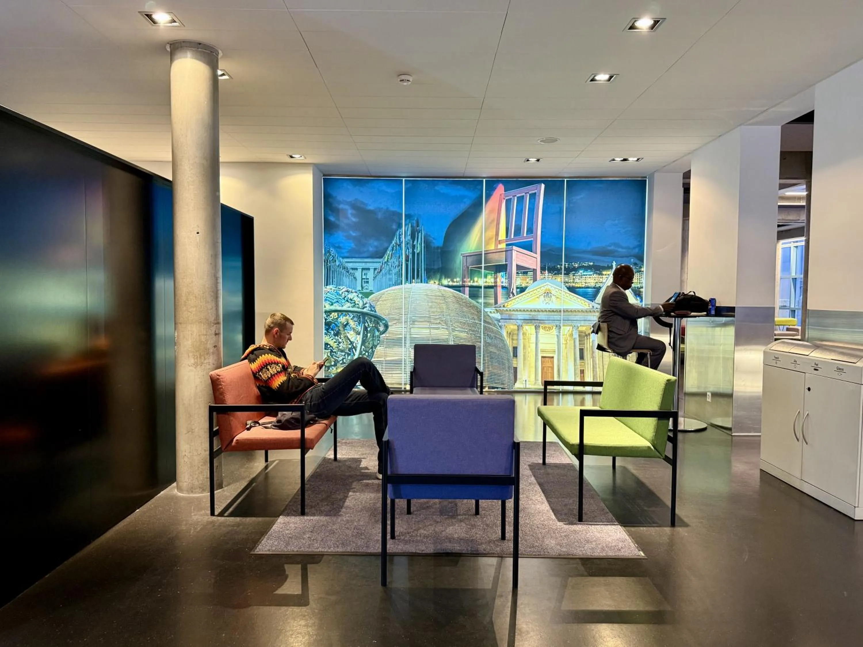 Lobby or reception in Geneva Hostel