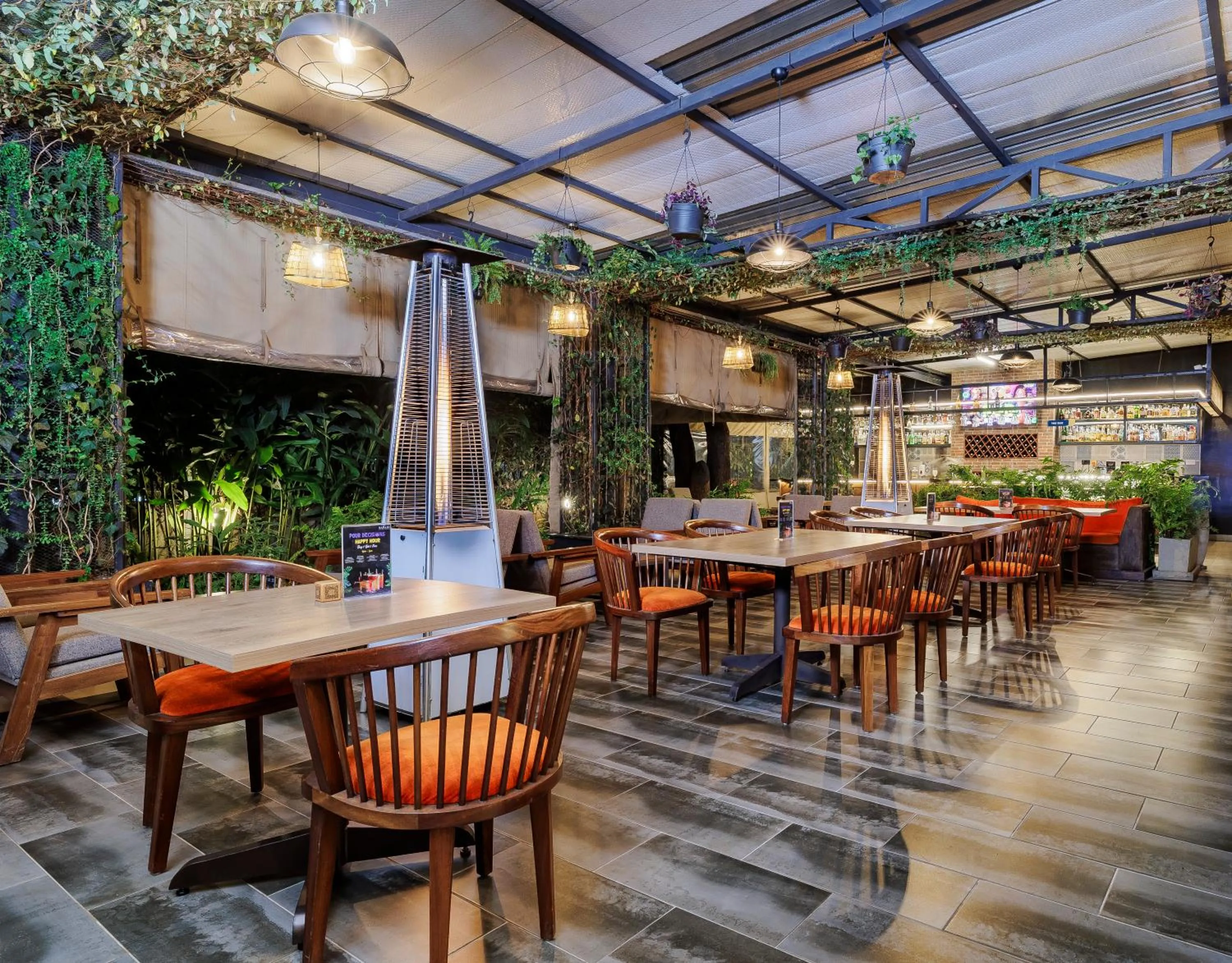 Restaurant/places to eat in PrideInn Westlands Luxury Boutique Hotel