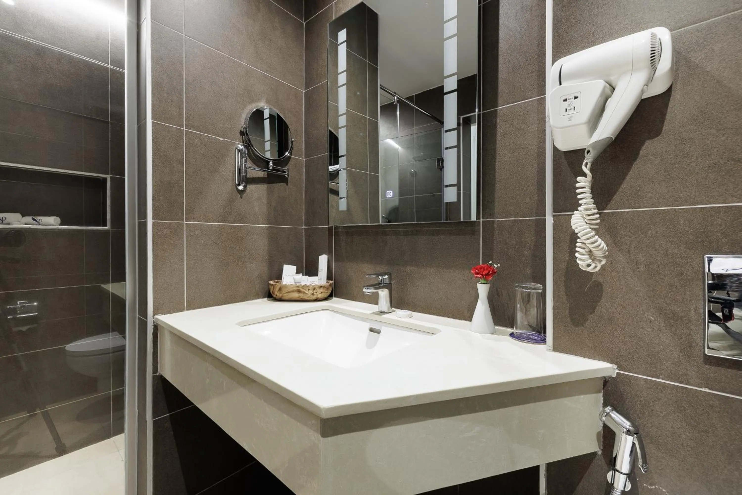 Bathroom in PrideInn Westlands Luxury Boutique Hotel