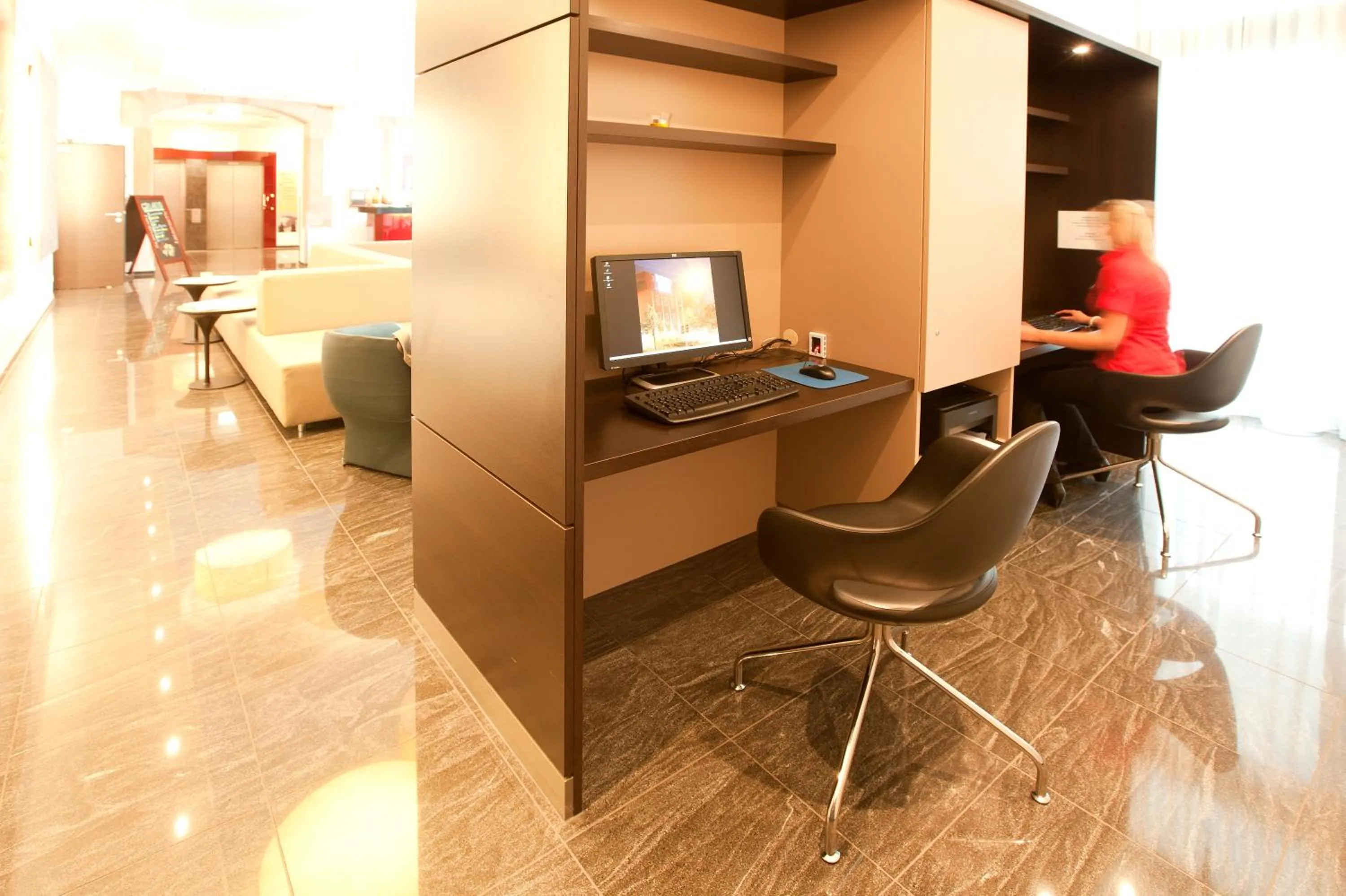 Business facilities in Novina Hotel Tillypark