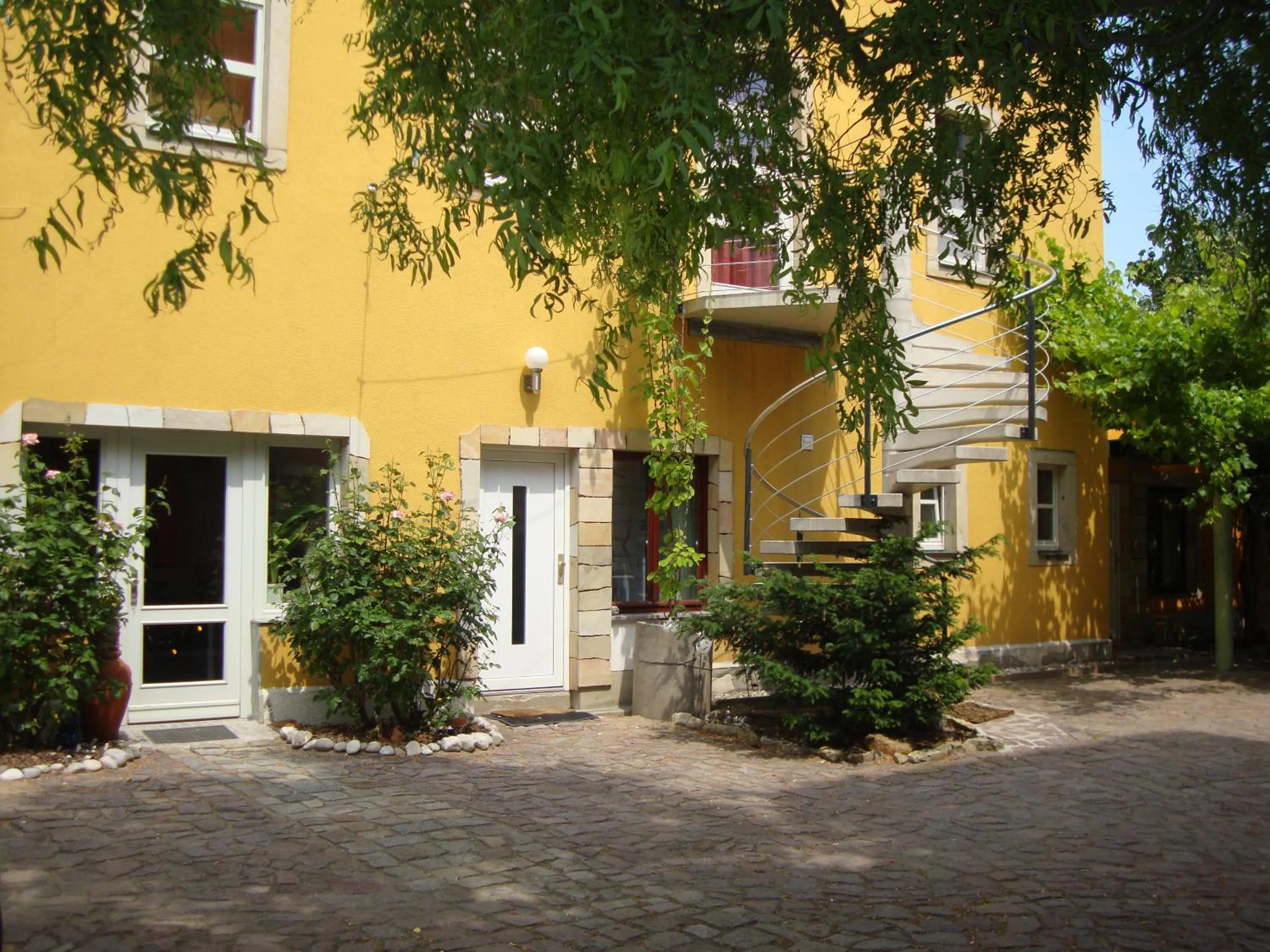 Property building in Art Apartments