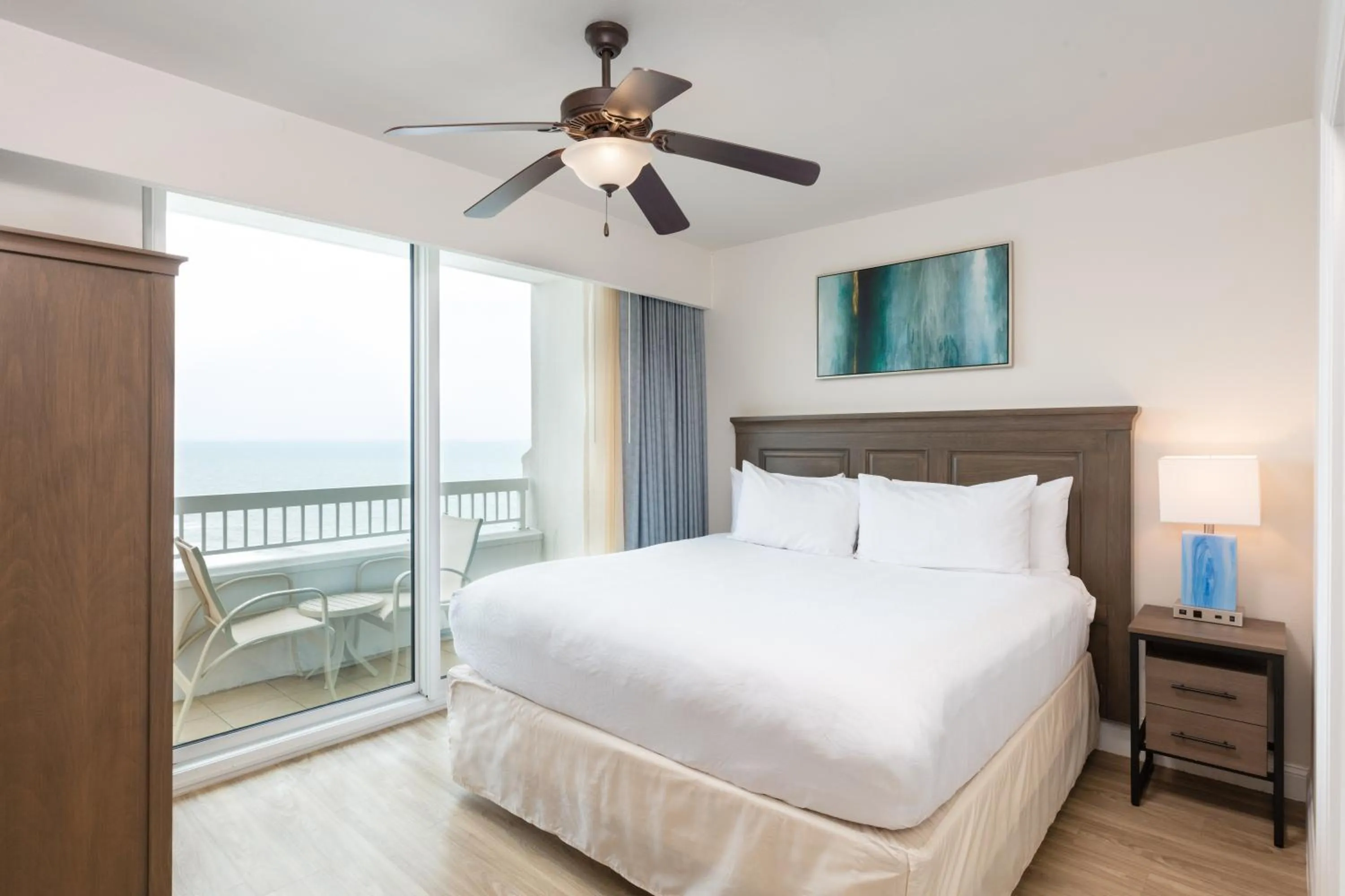 Bed in Westgate Myrtle Beach Oceanfront Resort