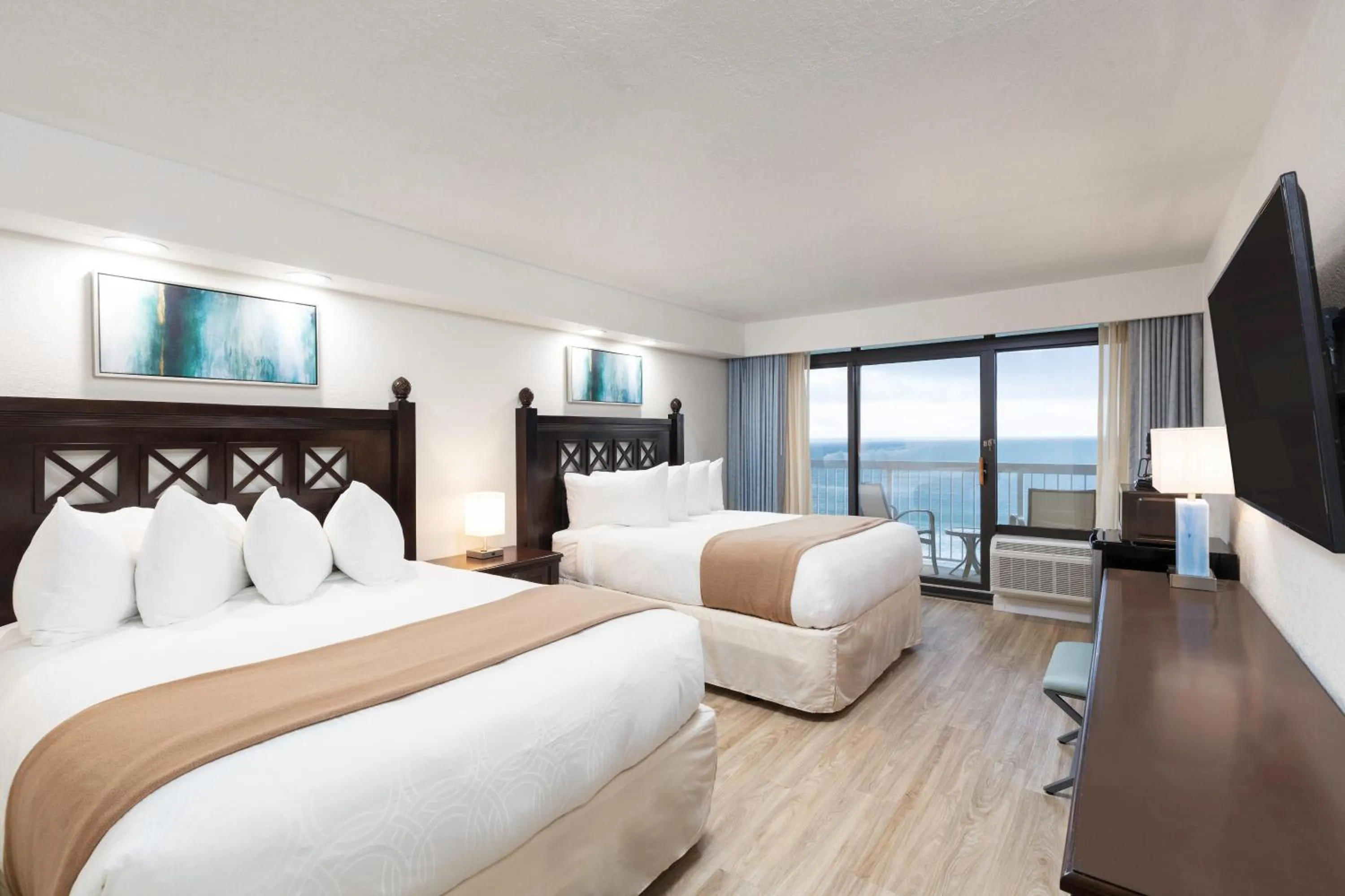 Bed in Westgate Myrtle Beach Oceanfront Resort