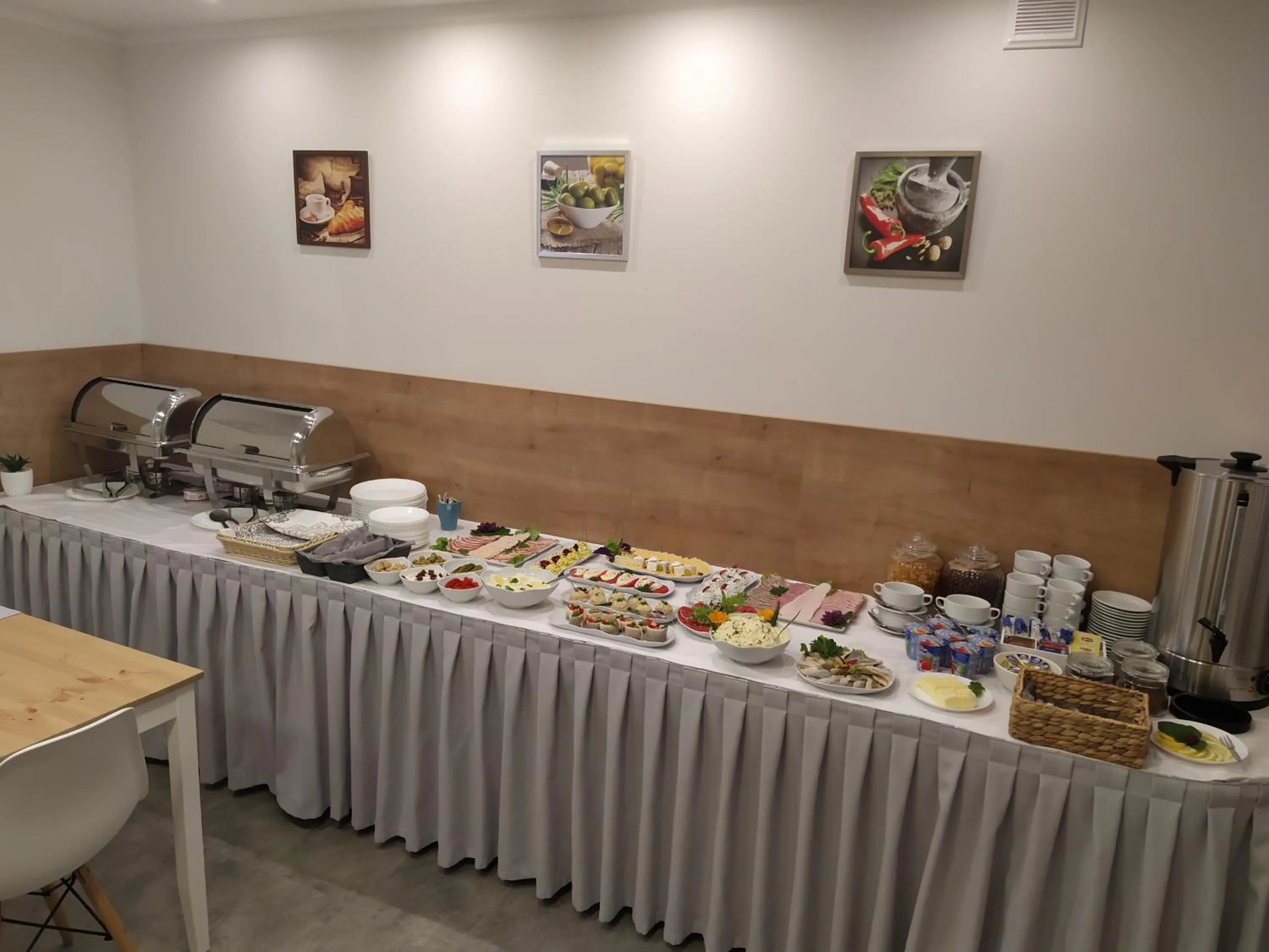 Food and drinks in Villa Centro