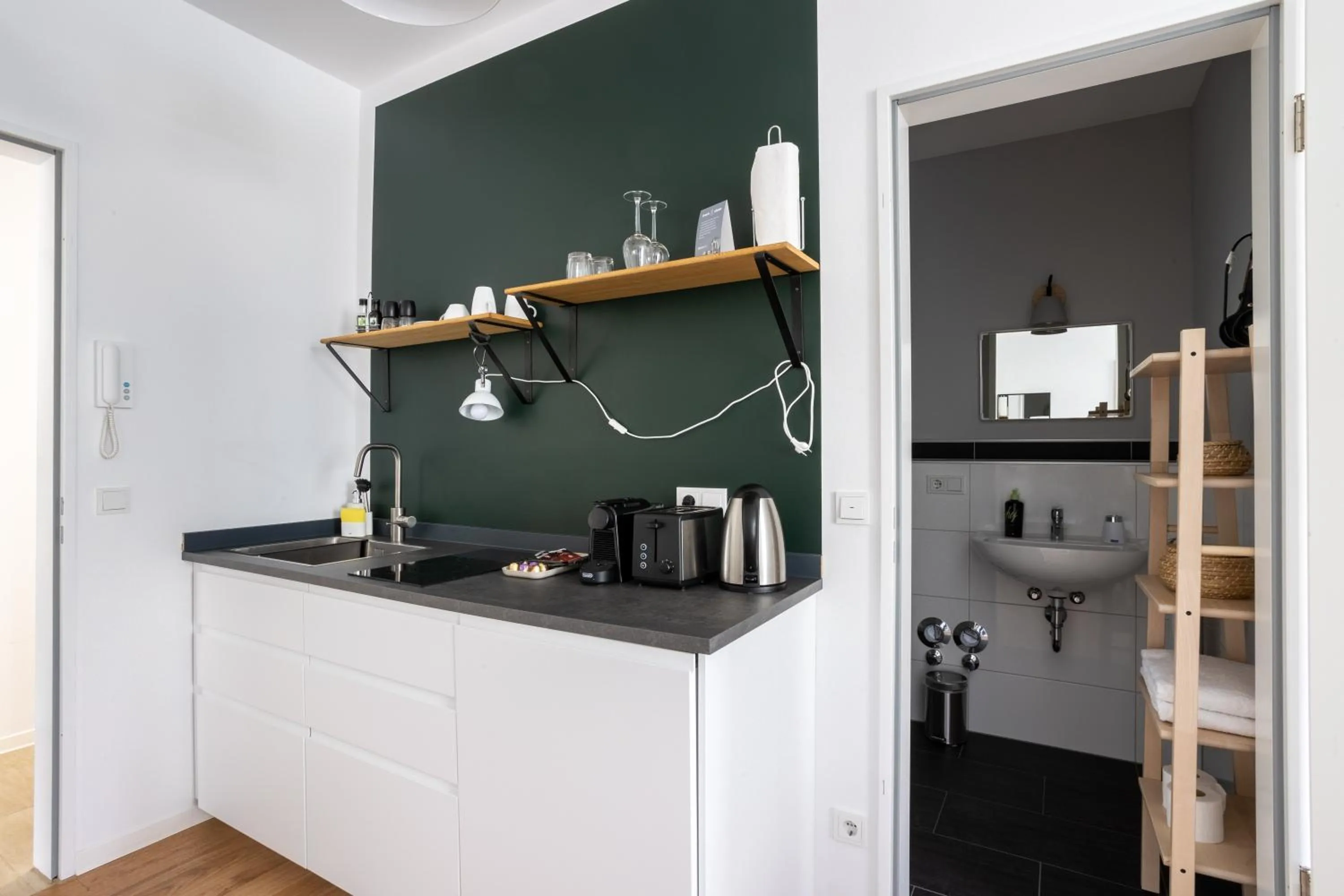 Coffee/tea facilities in Limehome Aachen Vereinsstraße