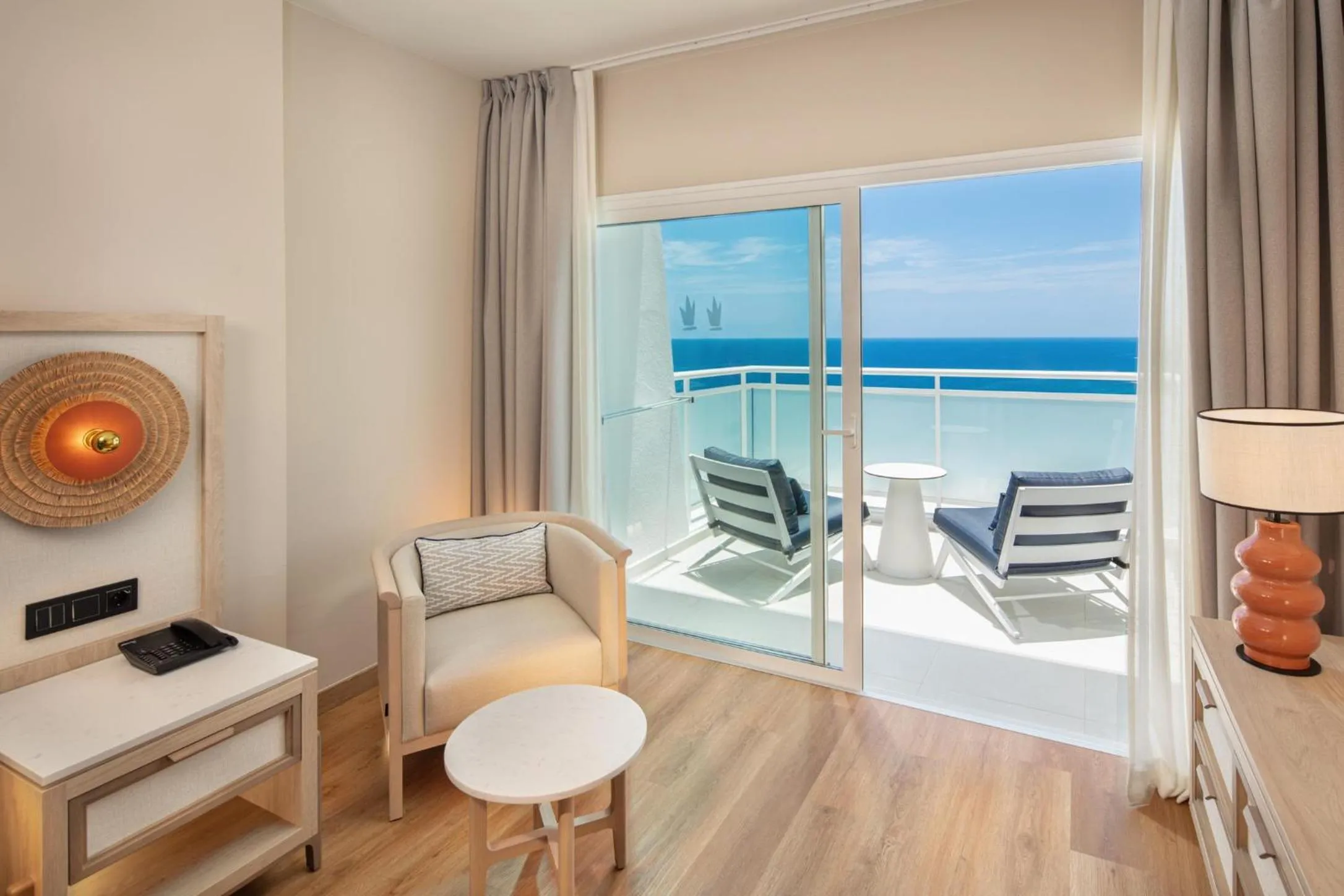 Photo of the whole room in Princess Taurito