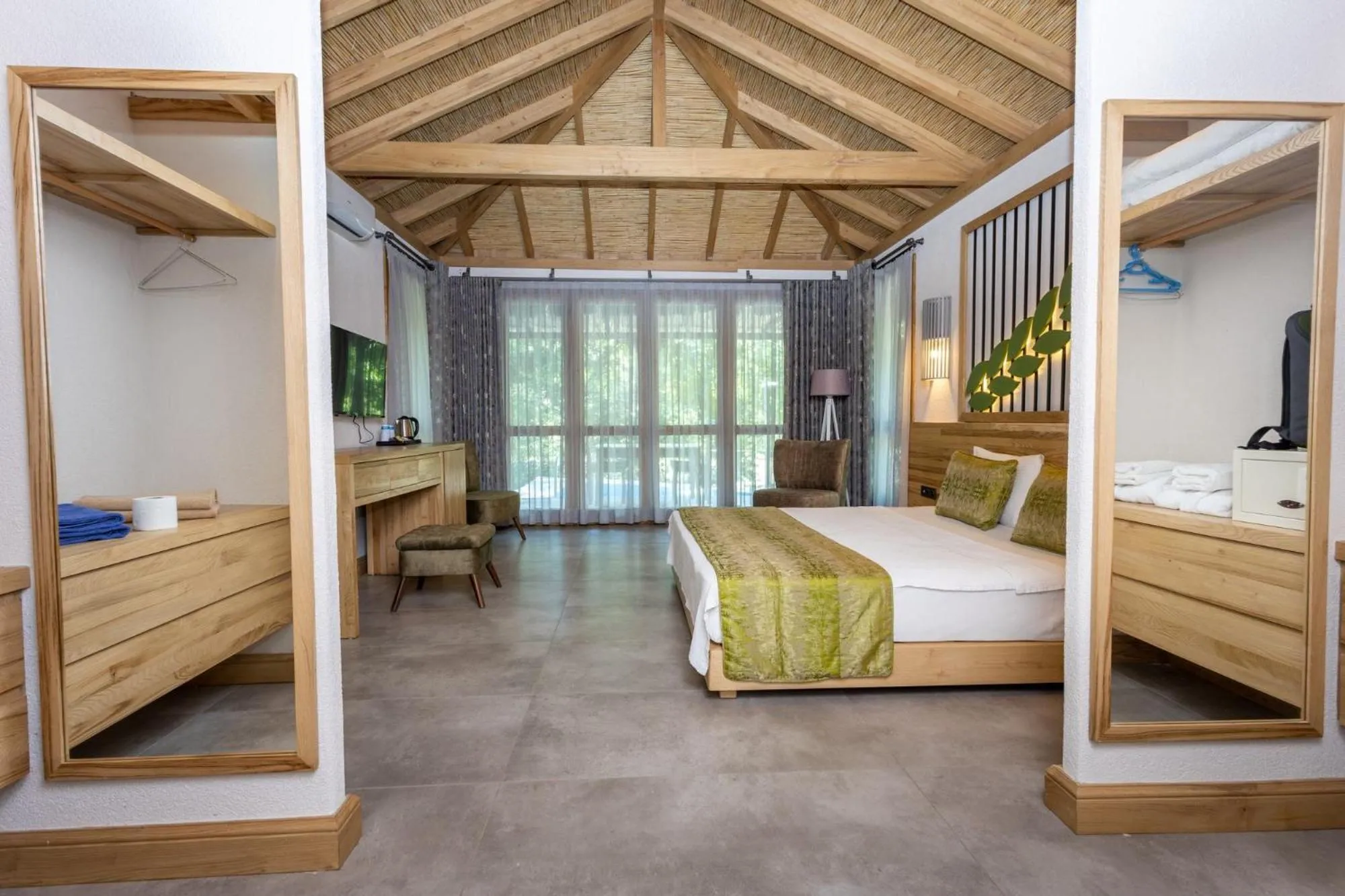 Photo of the whole room in Suna Village Hotel & Bungalow Fethiye