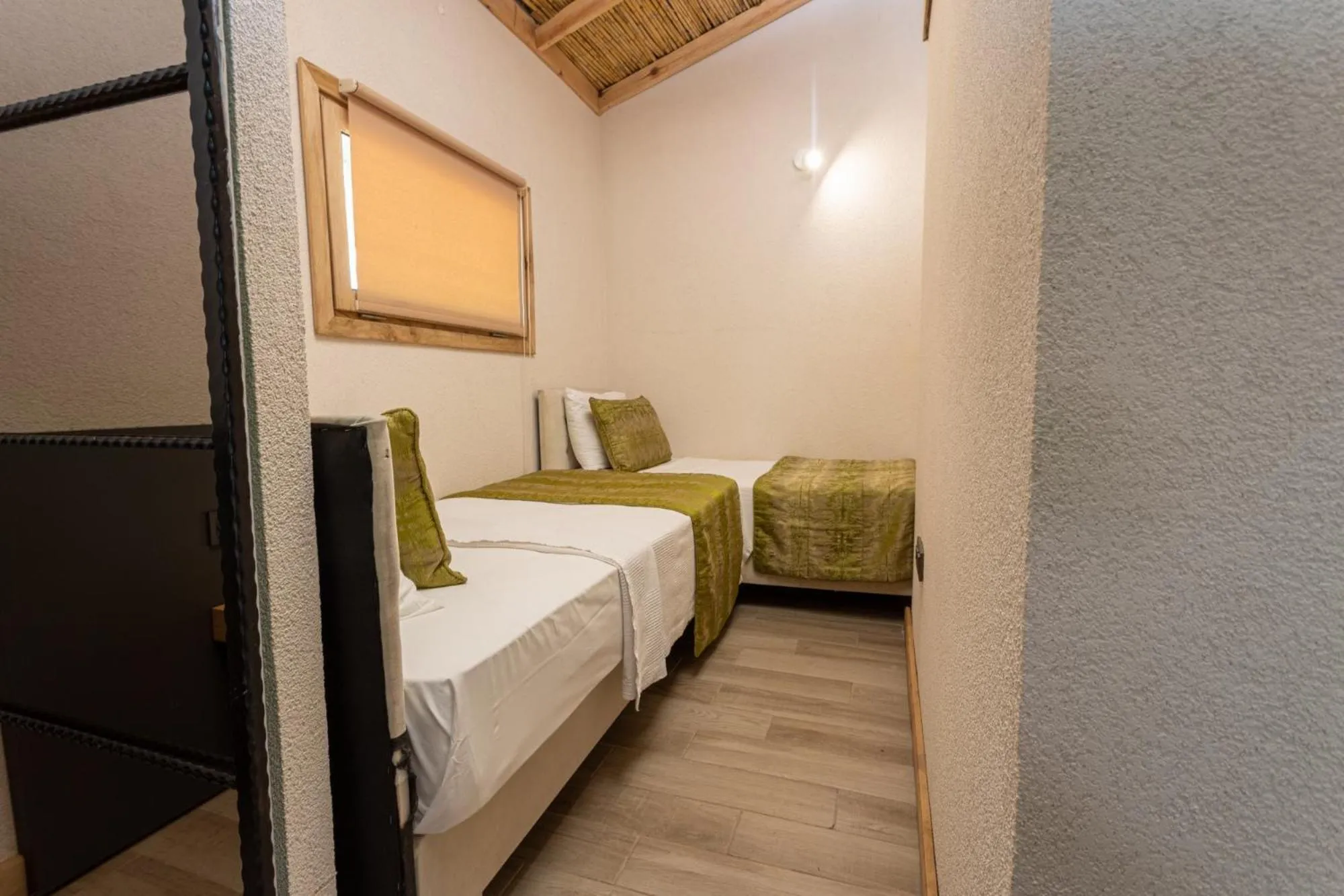 Photo of the whole room in Suna Village Hotel & Bungalow Fethiye