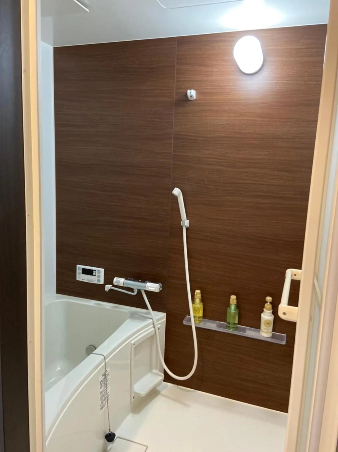 Bathroom in Guest House Shine Bright