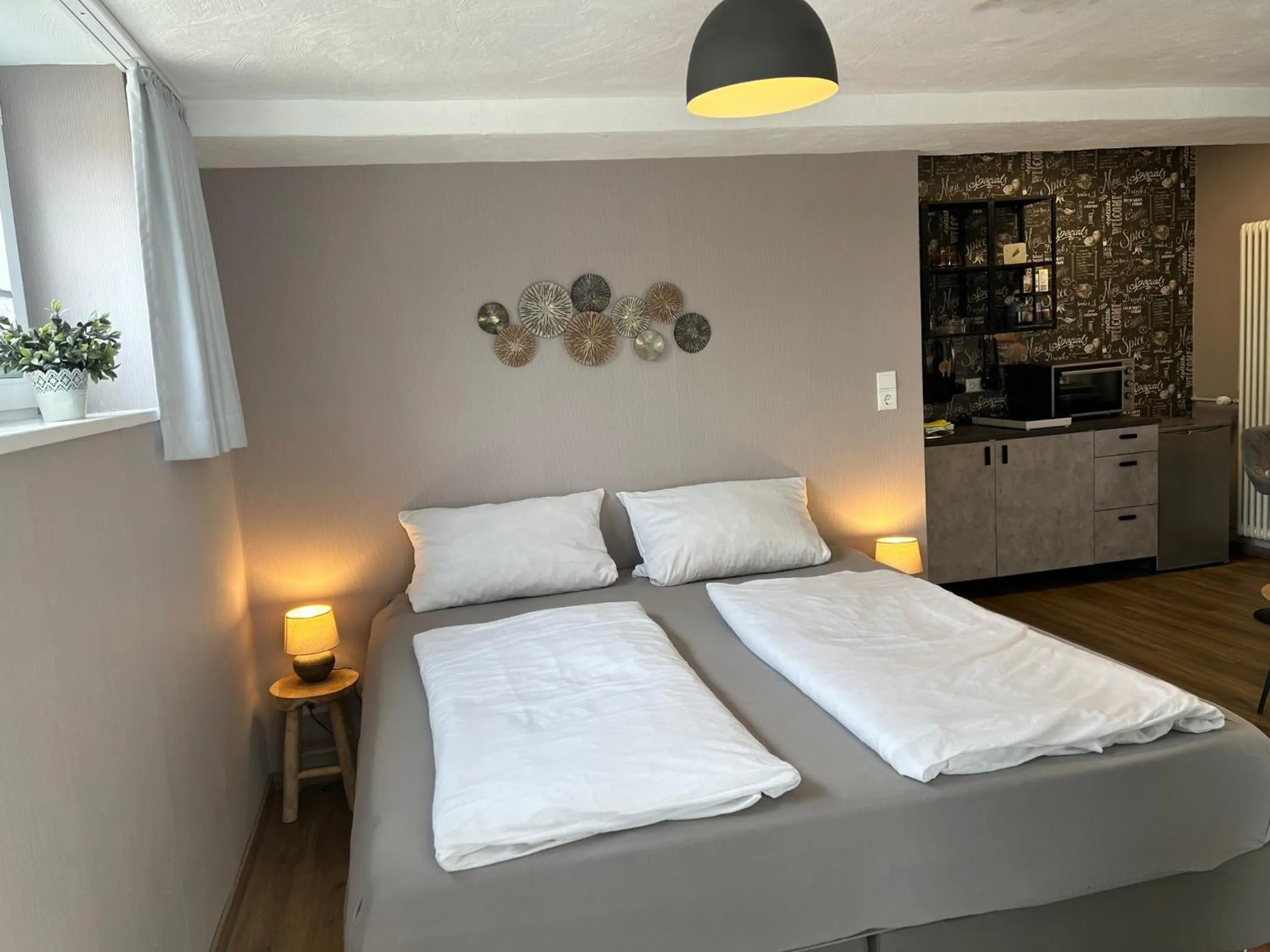 Photo of the whole room, Bed in Löwenstein Ferienwohnungen
