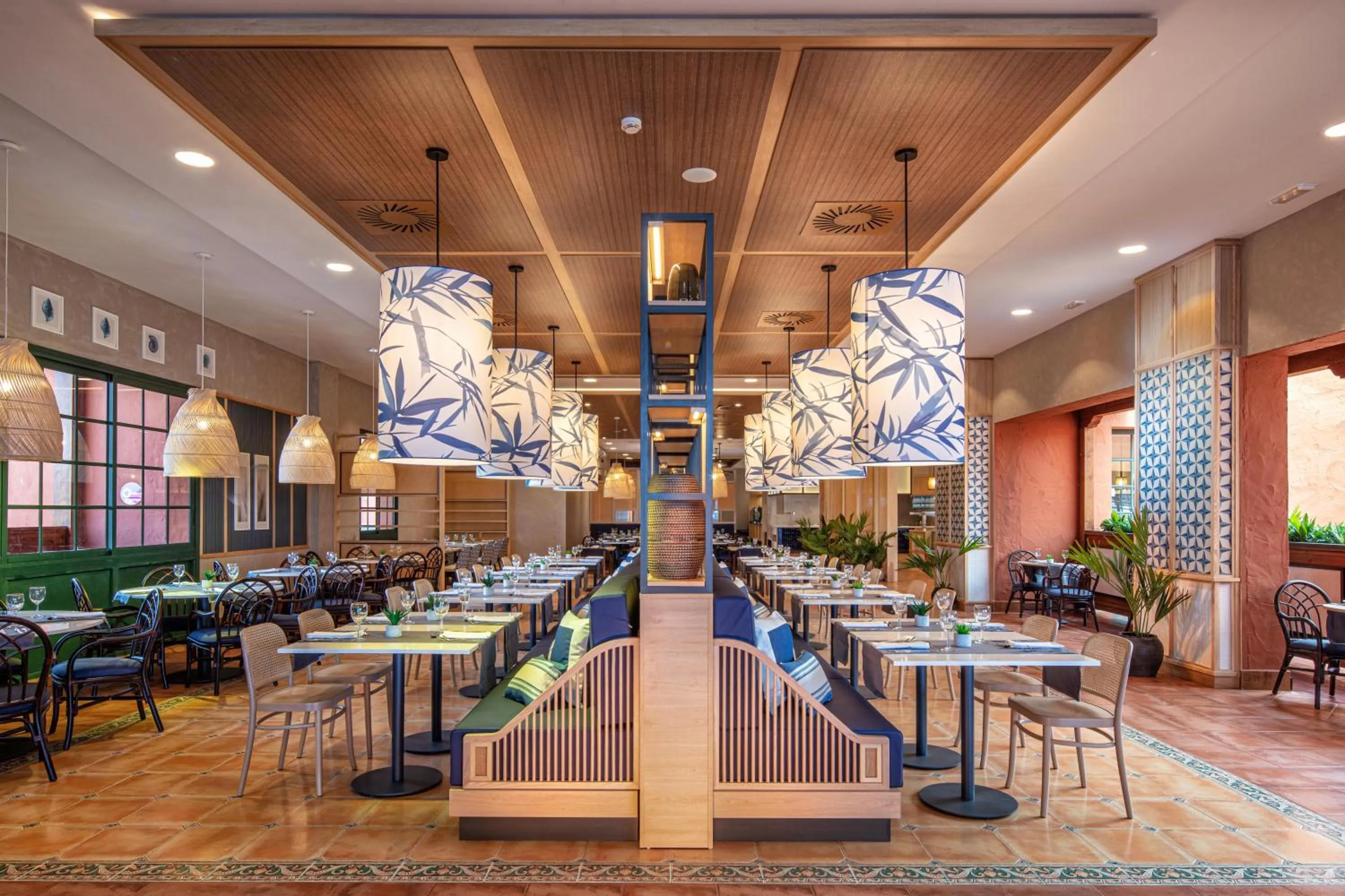 Restaurant/places to eat in La Palma Princess