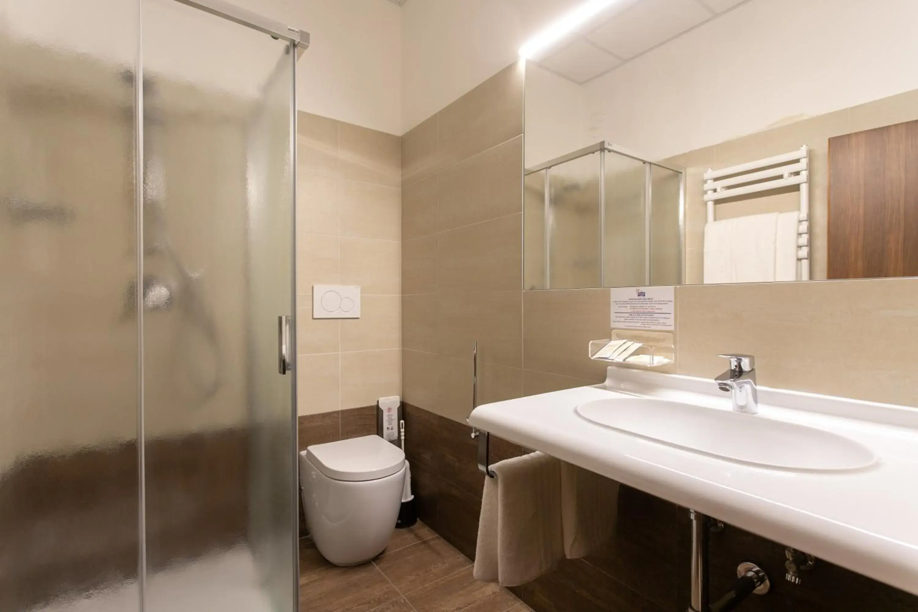 Double Room with Balcony in Hotel Venezia e la Villetta Double Room with Balcony in Hotel Venezia e la Villetta