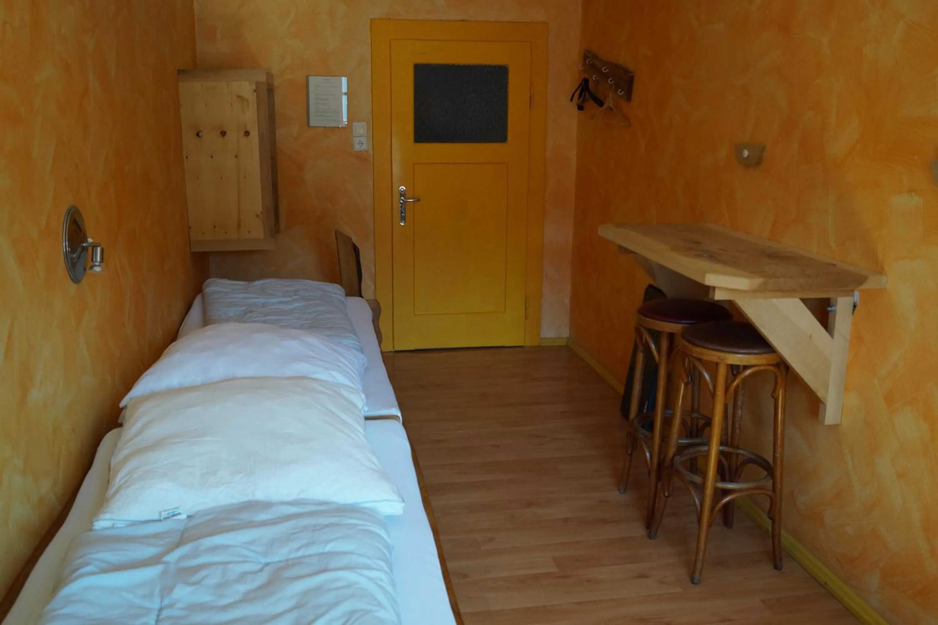 Bed in Schiff Bihlerdorf - Hostel