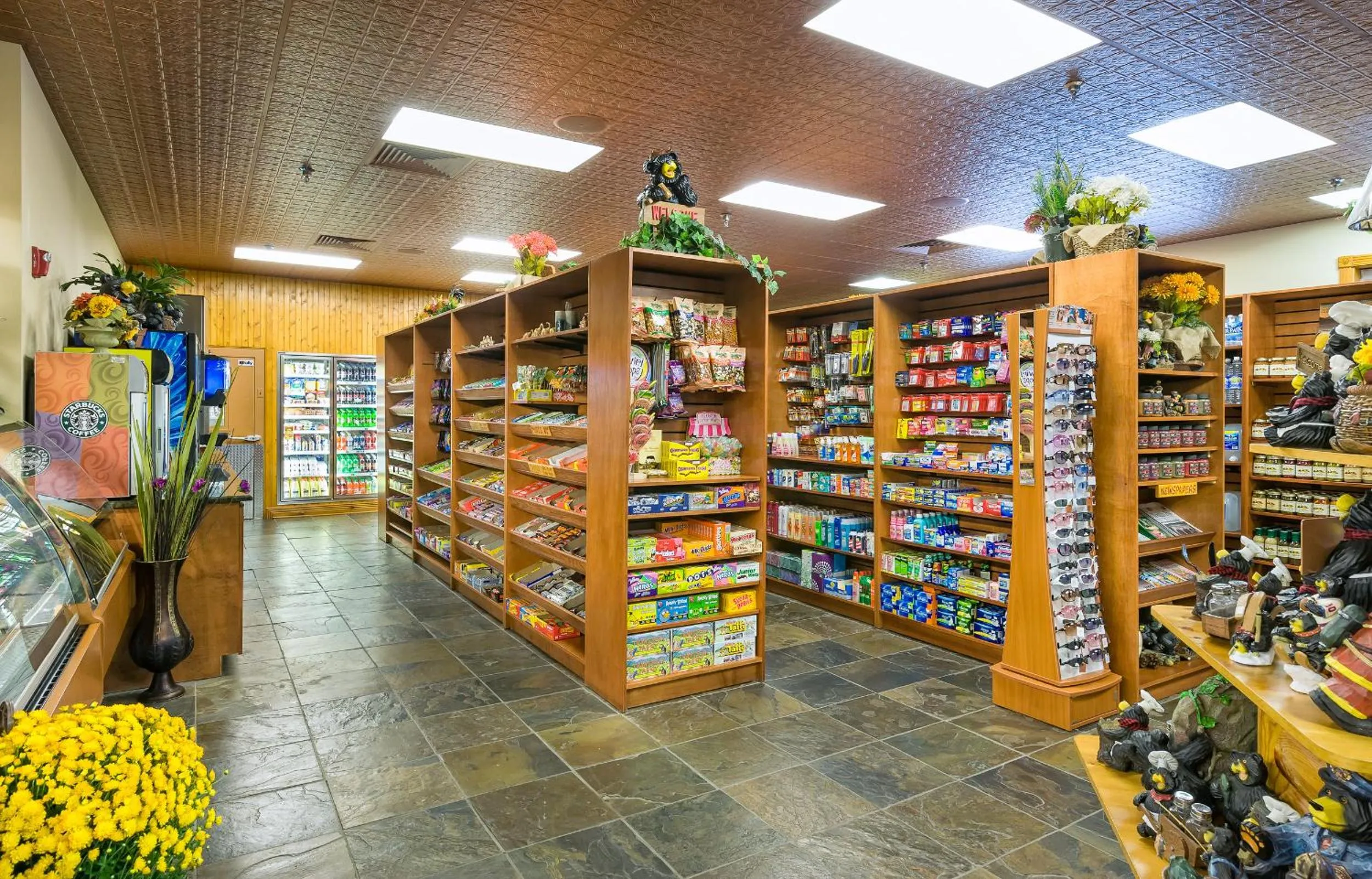 On-site shops in Westgate Smoky Mountain Resort & Spa