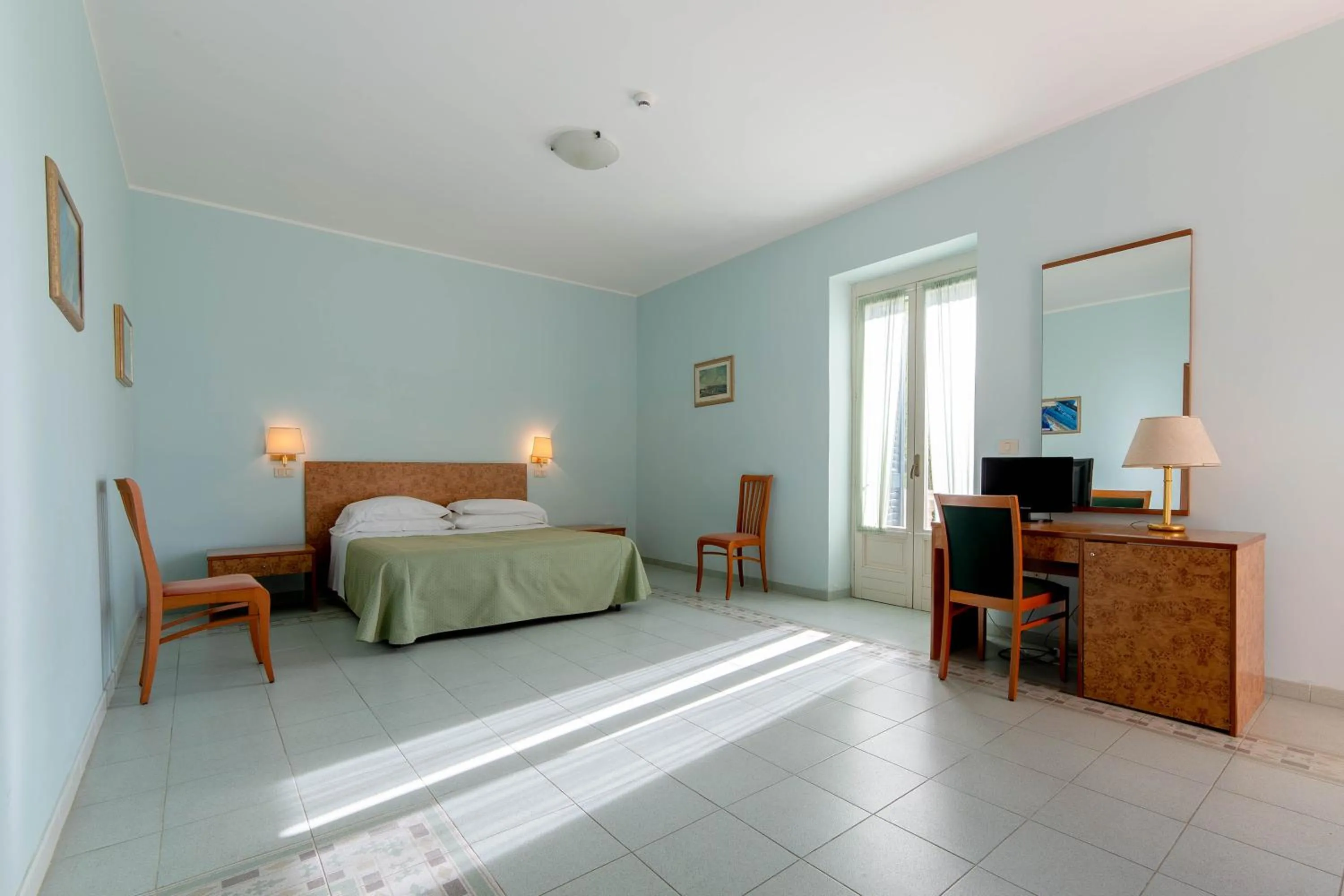 Bedroom, Bed in Antica Masseria Li Sauli