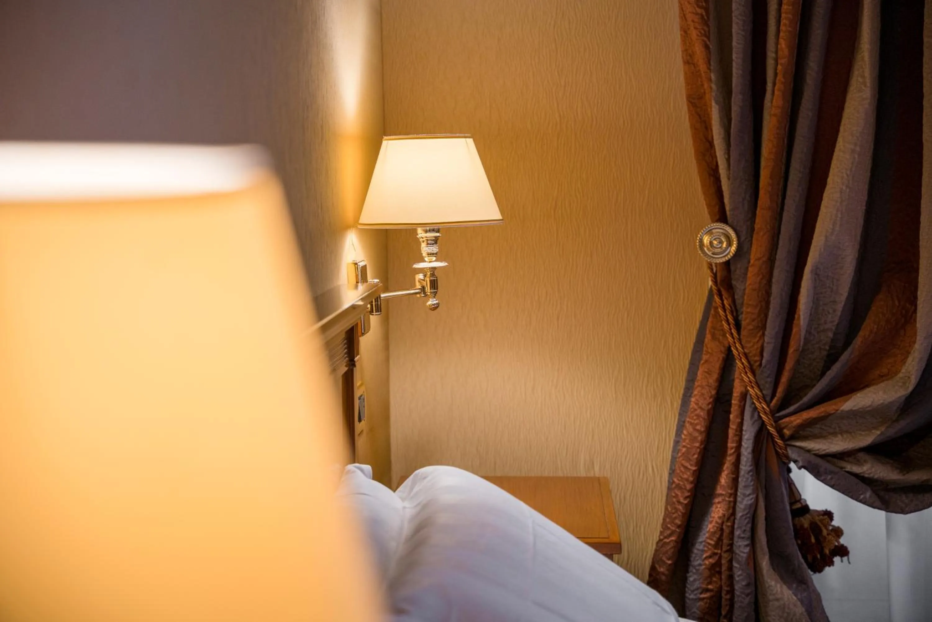 Bed in Hotel Oceania