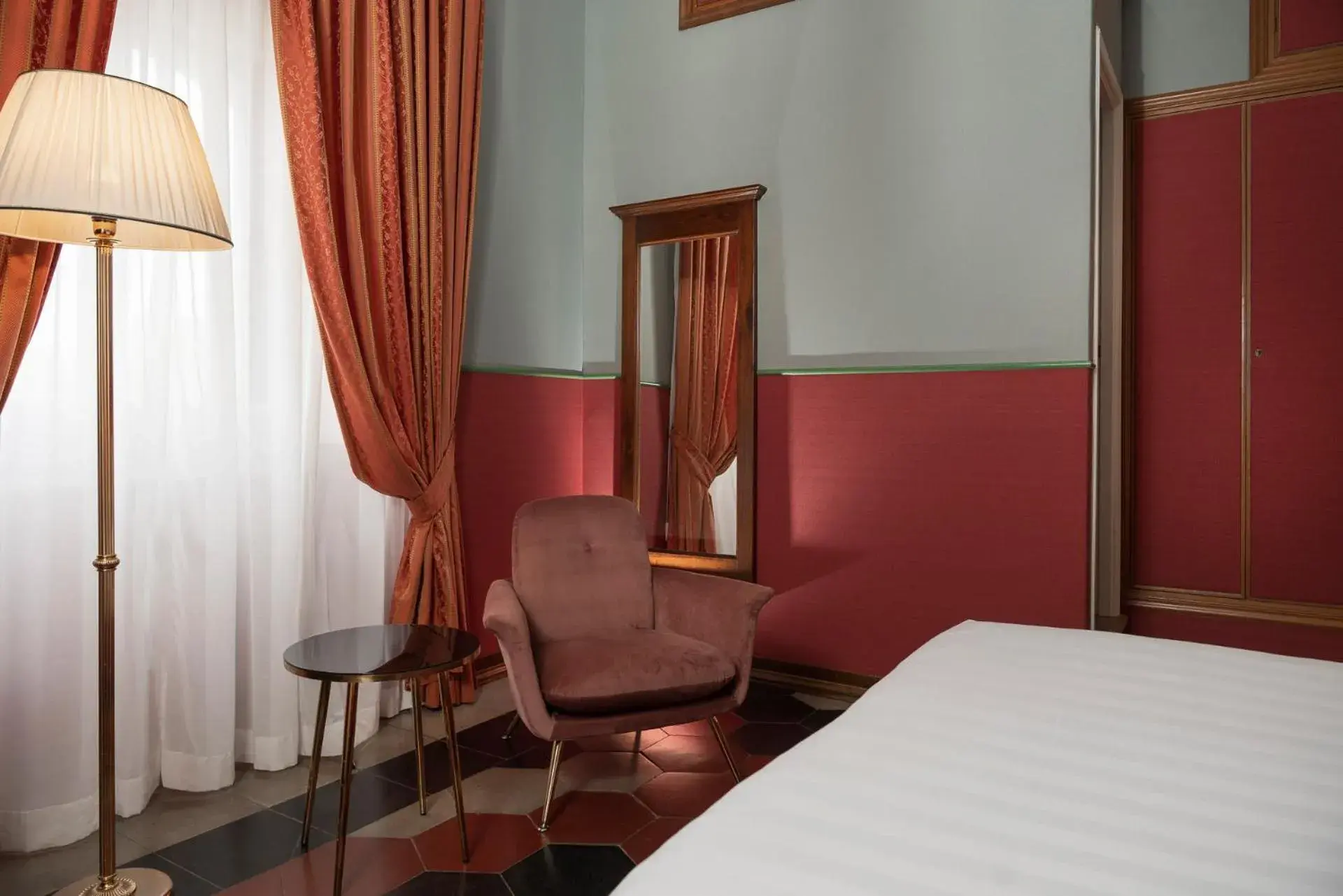 Superior Double or Twin Room - single occupancy in Hotel Oceania Superior Double or Twin Room - single occupancy in Hotel Oceania