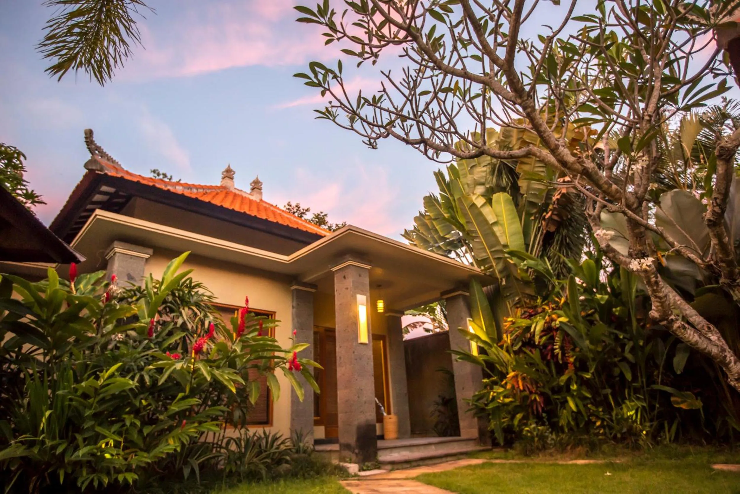 Facade/entrance in Askara Villa