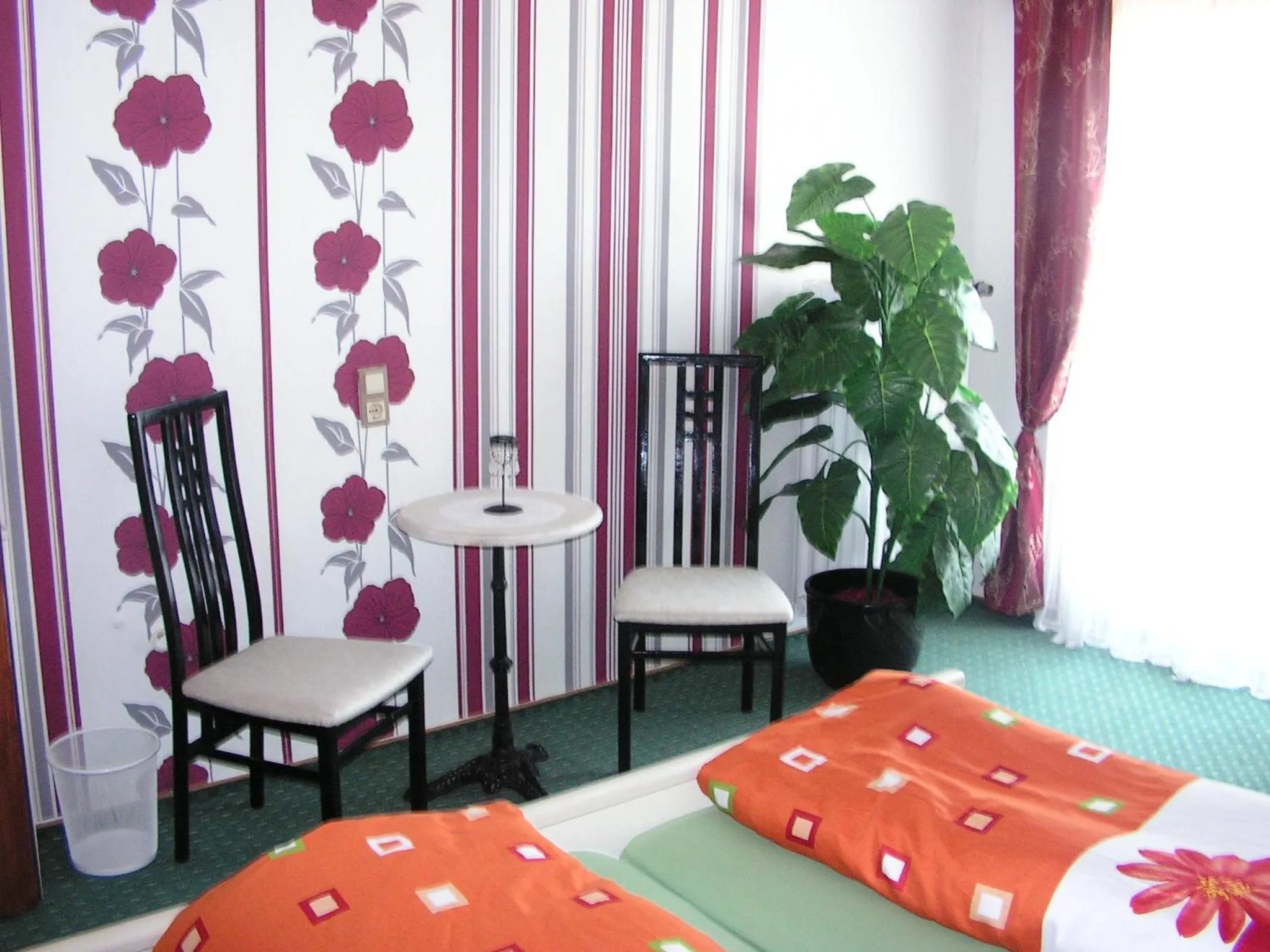 Decorative detail, Bed in Hotel Sternen