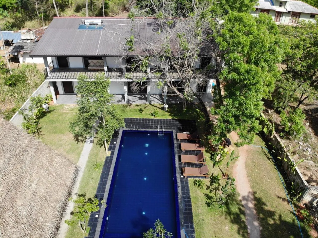 Property building in il Frangipane