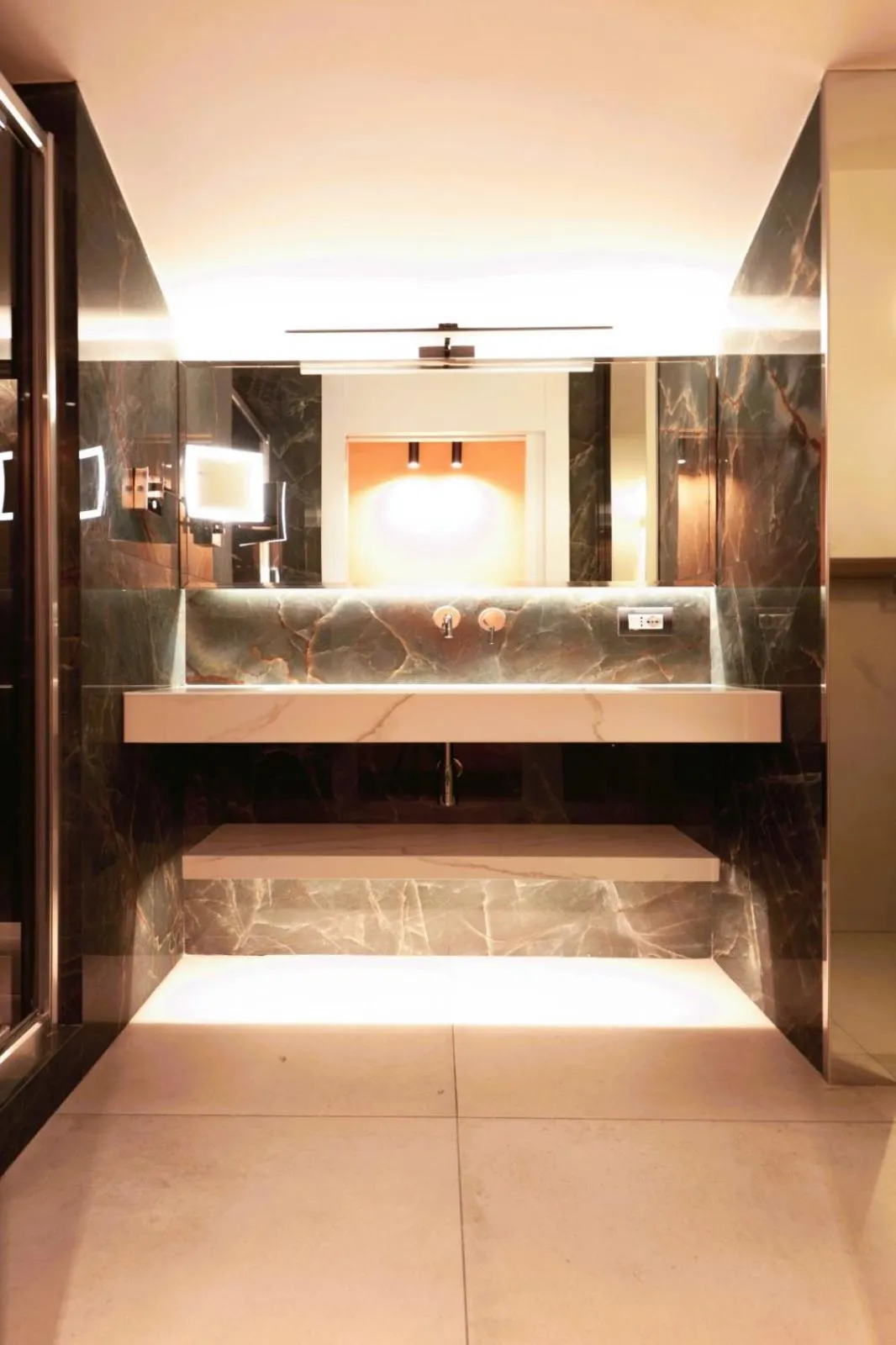 Bathroom in Fauno Urban Resort