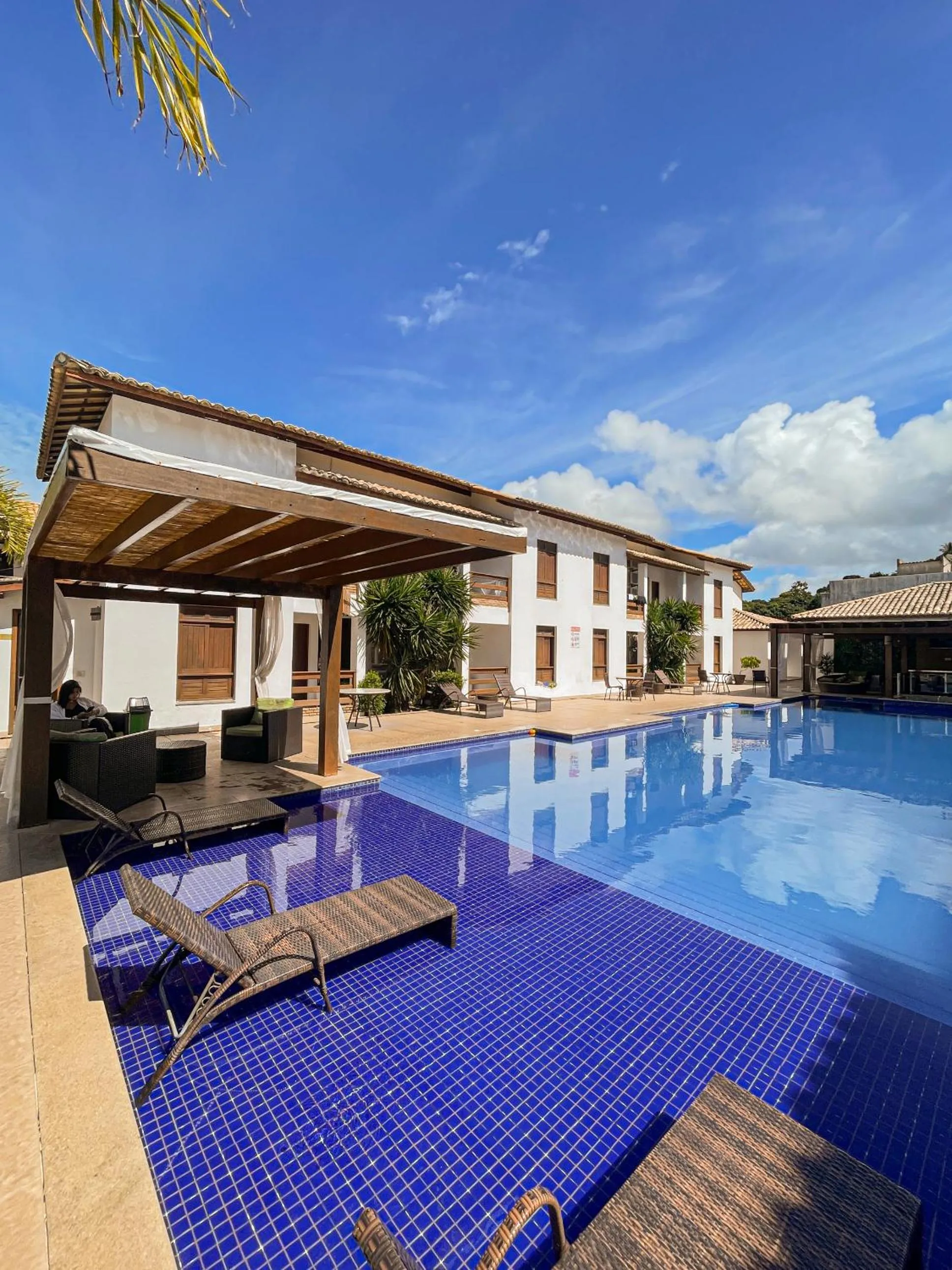 Swimming pool in Hotel Encantos de Itaperapuã