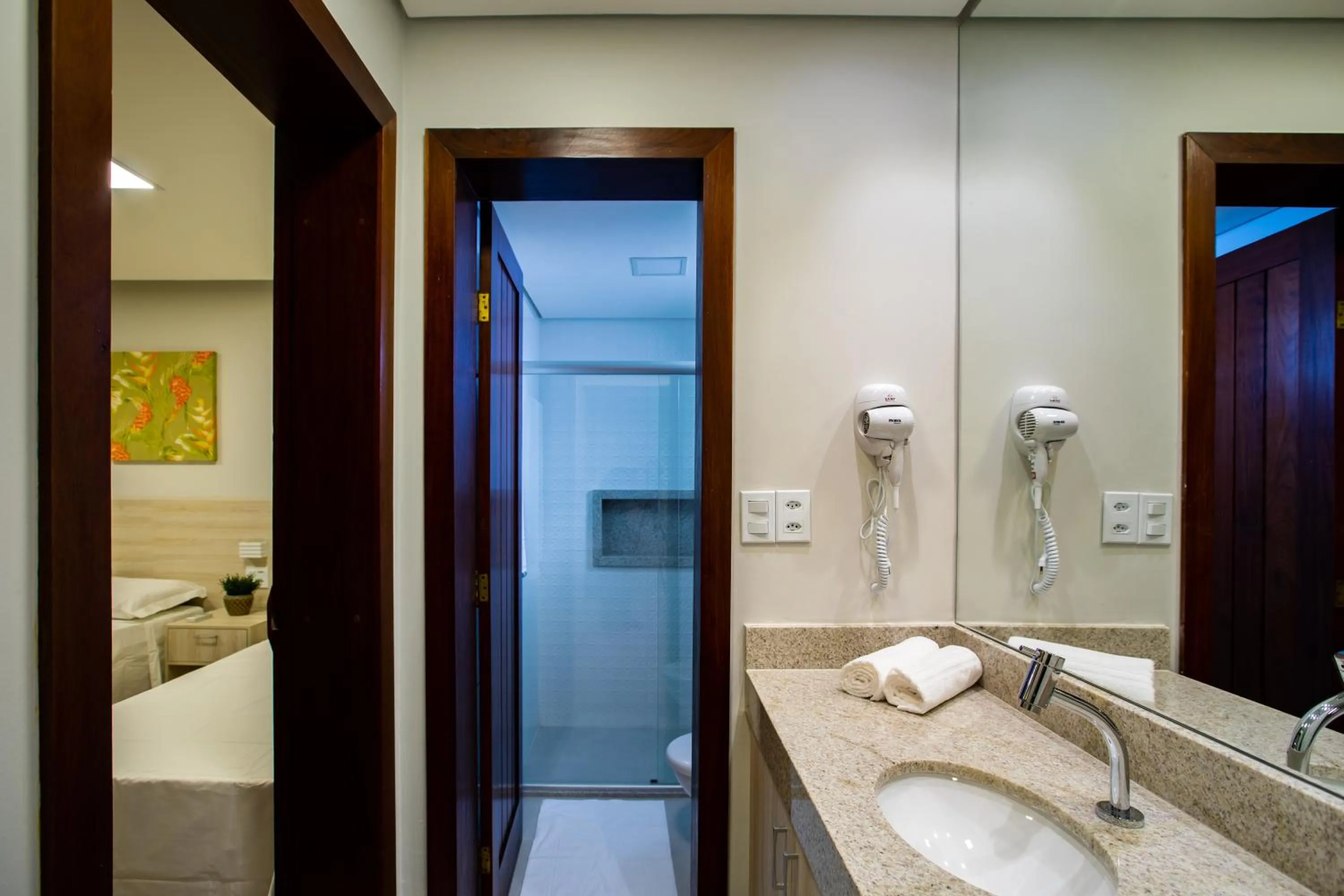 towels in Hotel Encantos de Itaperapuã