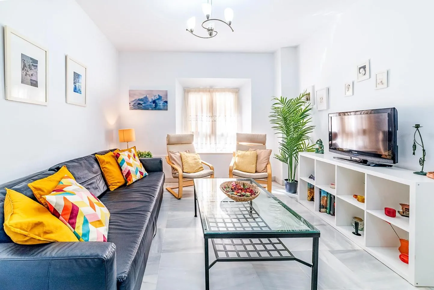 Living room in Alohamundi Almansa