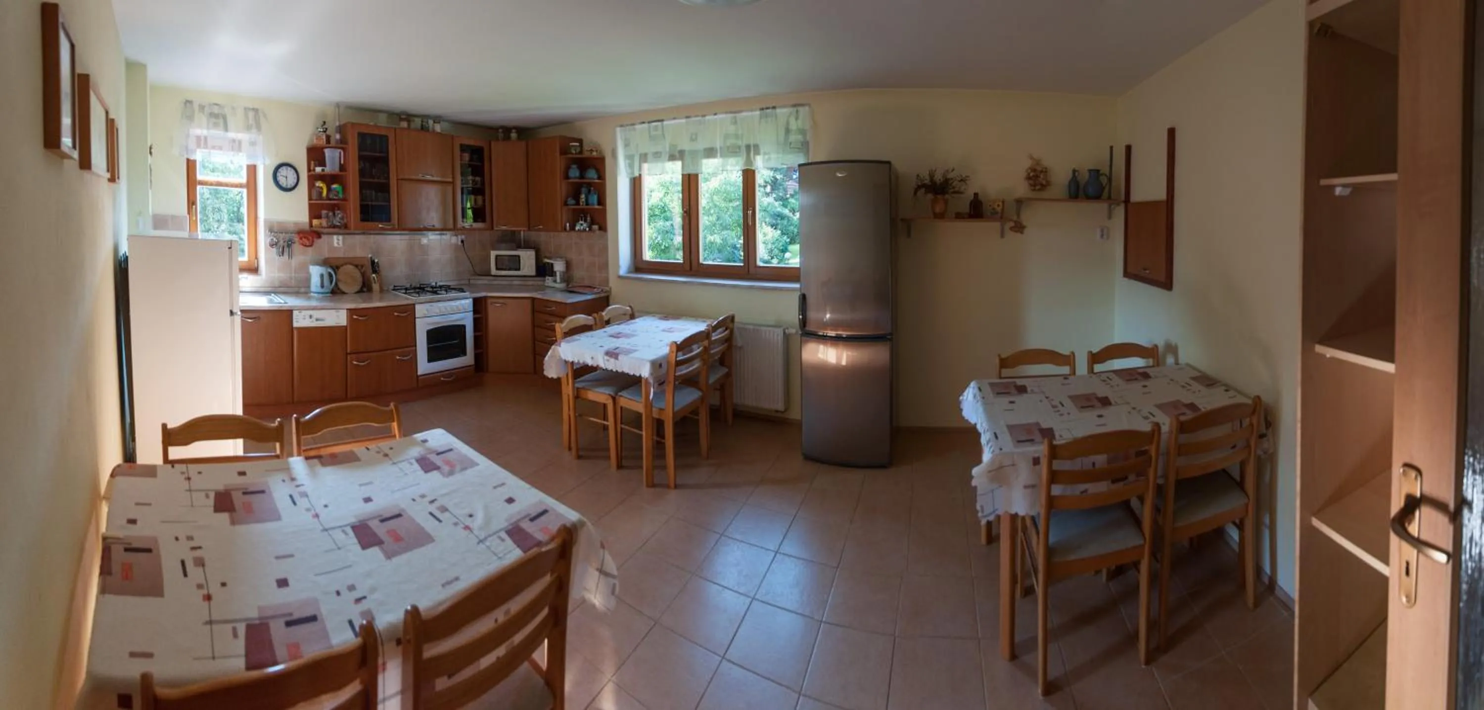Kitchen or kitchenette in Pension Král