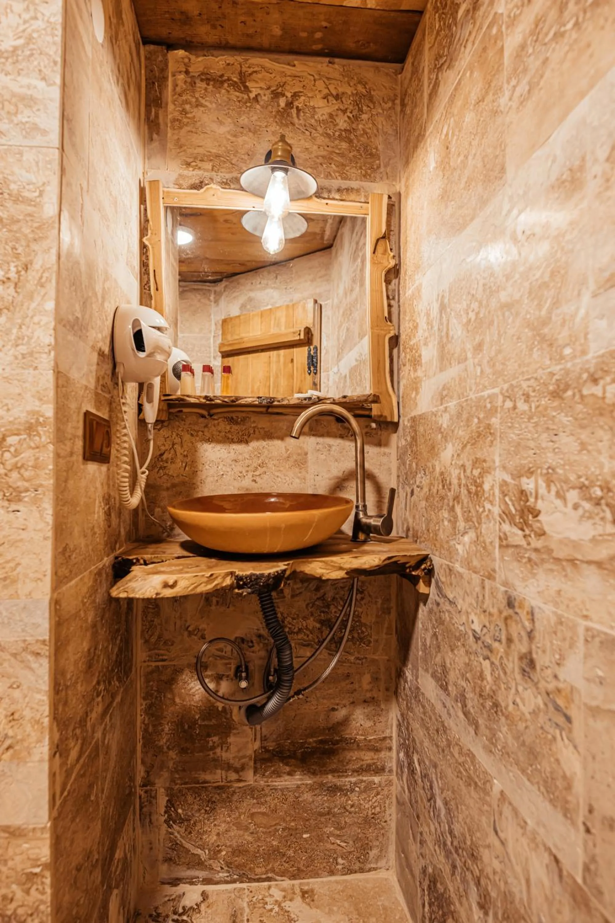 Bathroom in Larissa Cave Hotel