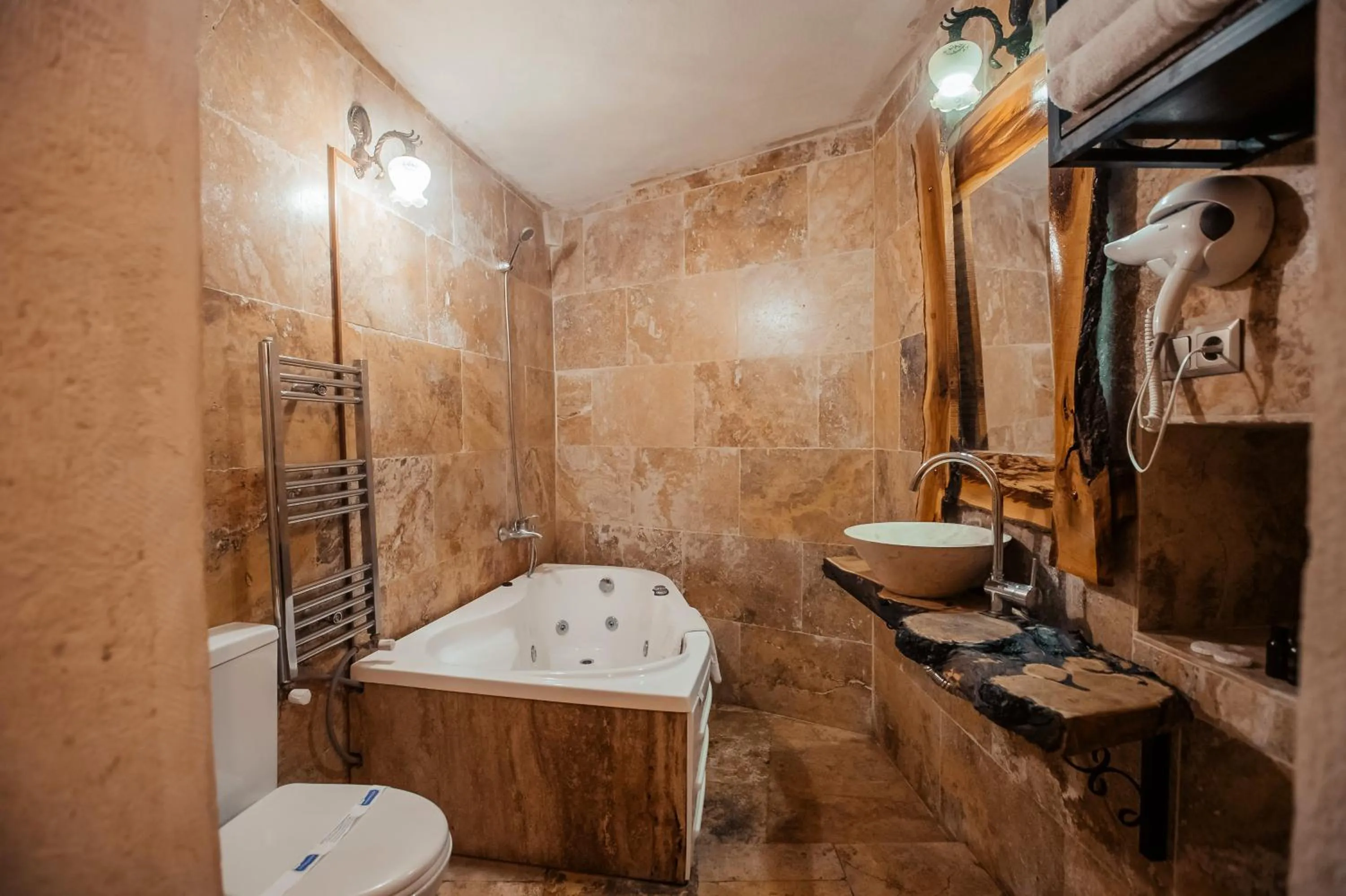 Bathroom in Larissa Cave Hotel