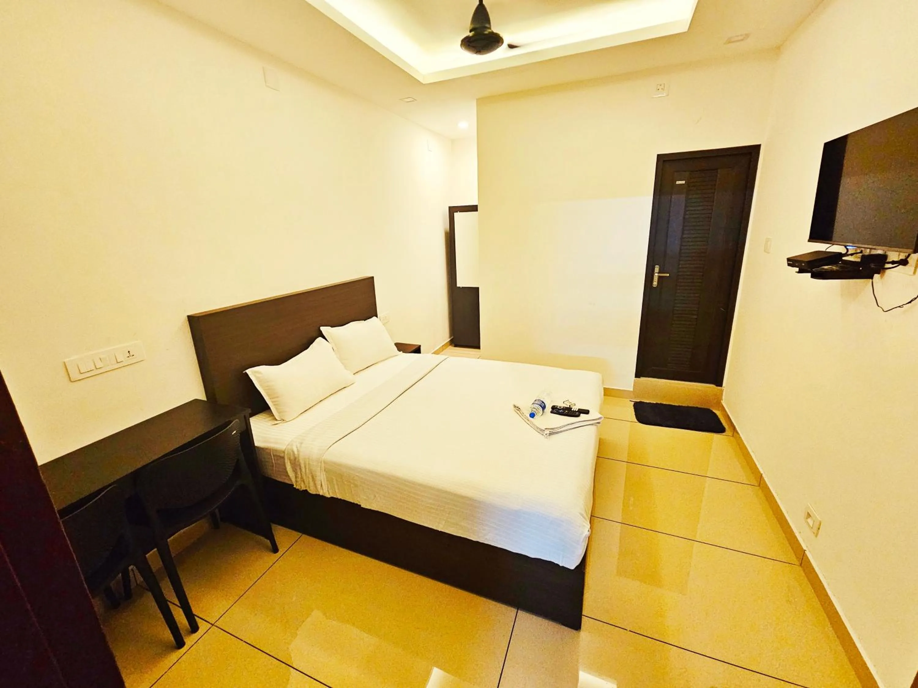 Bed in Apsara Residency