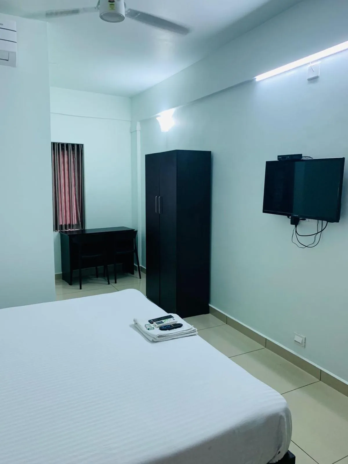 Bed in Apsara Residency
