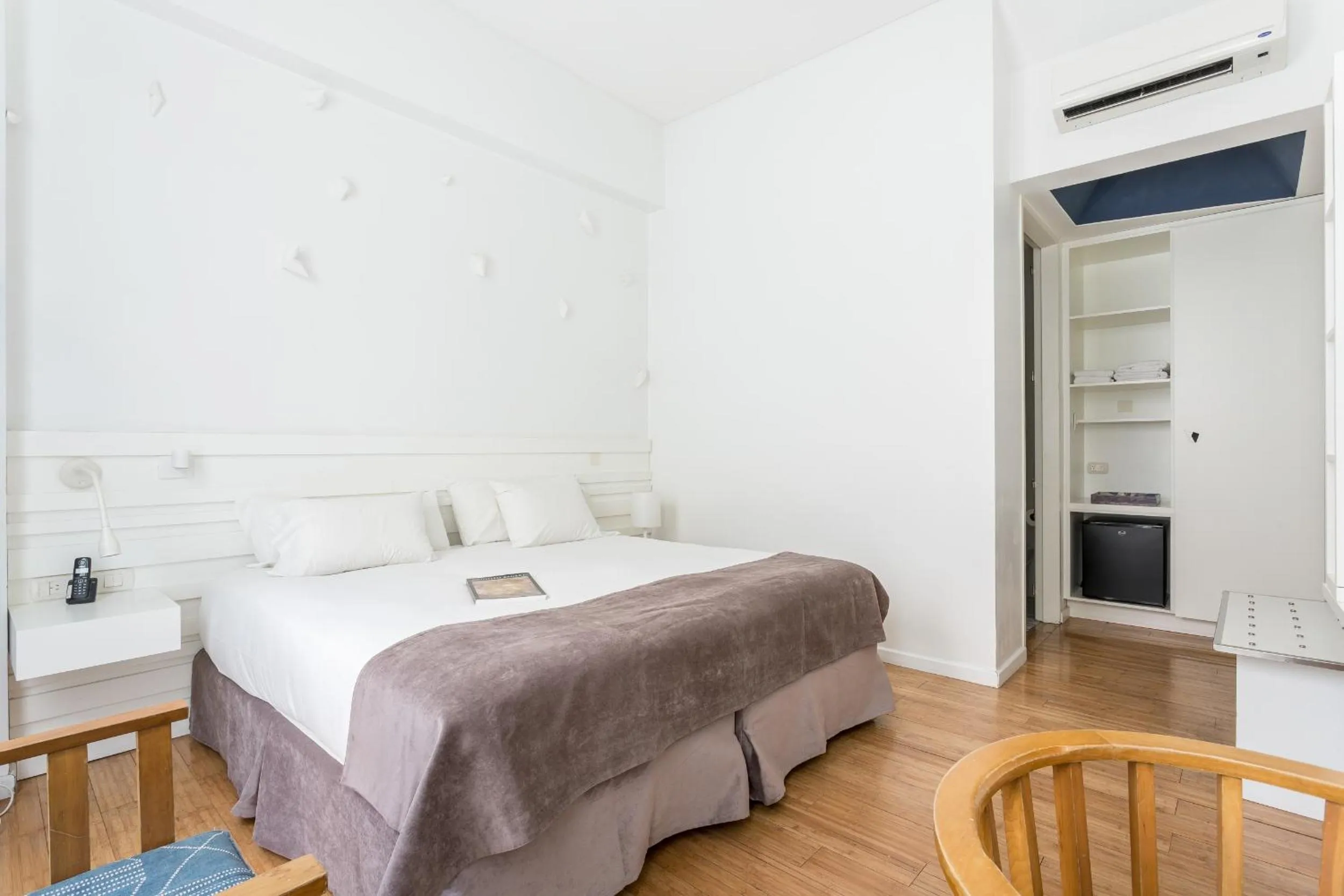 Photo of the whole room, Bed in Hotel BA Jardines Palermo