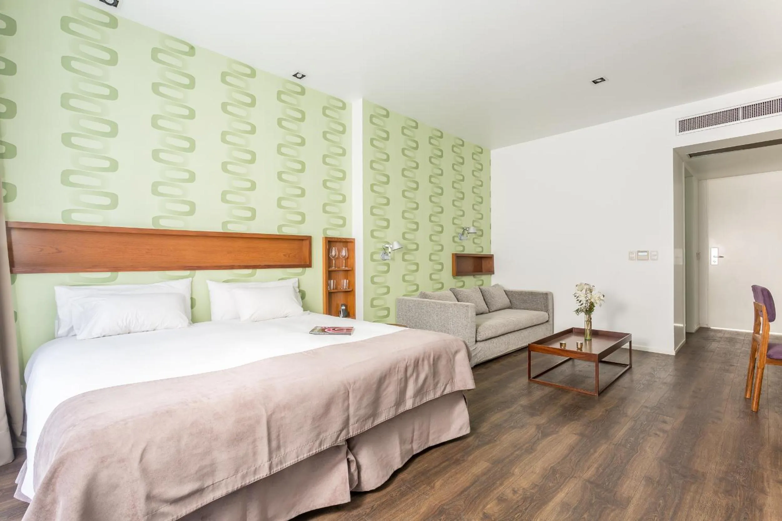 Photo of the whole room, Bed in Hotel BA Jardines Palermo