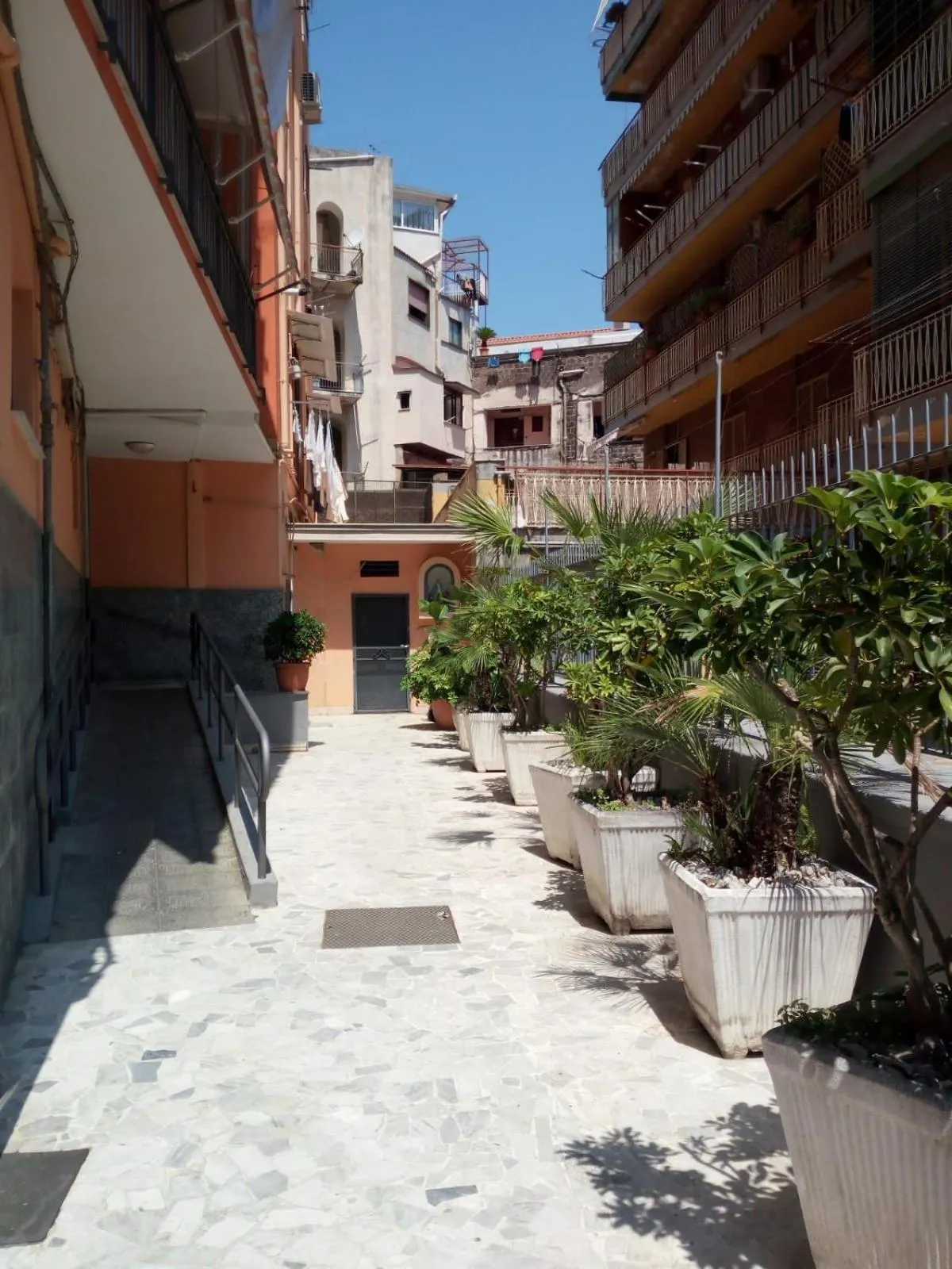 Facade/entrance in BUTTERFLY