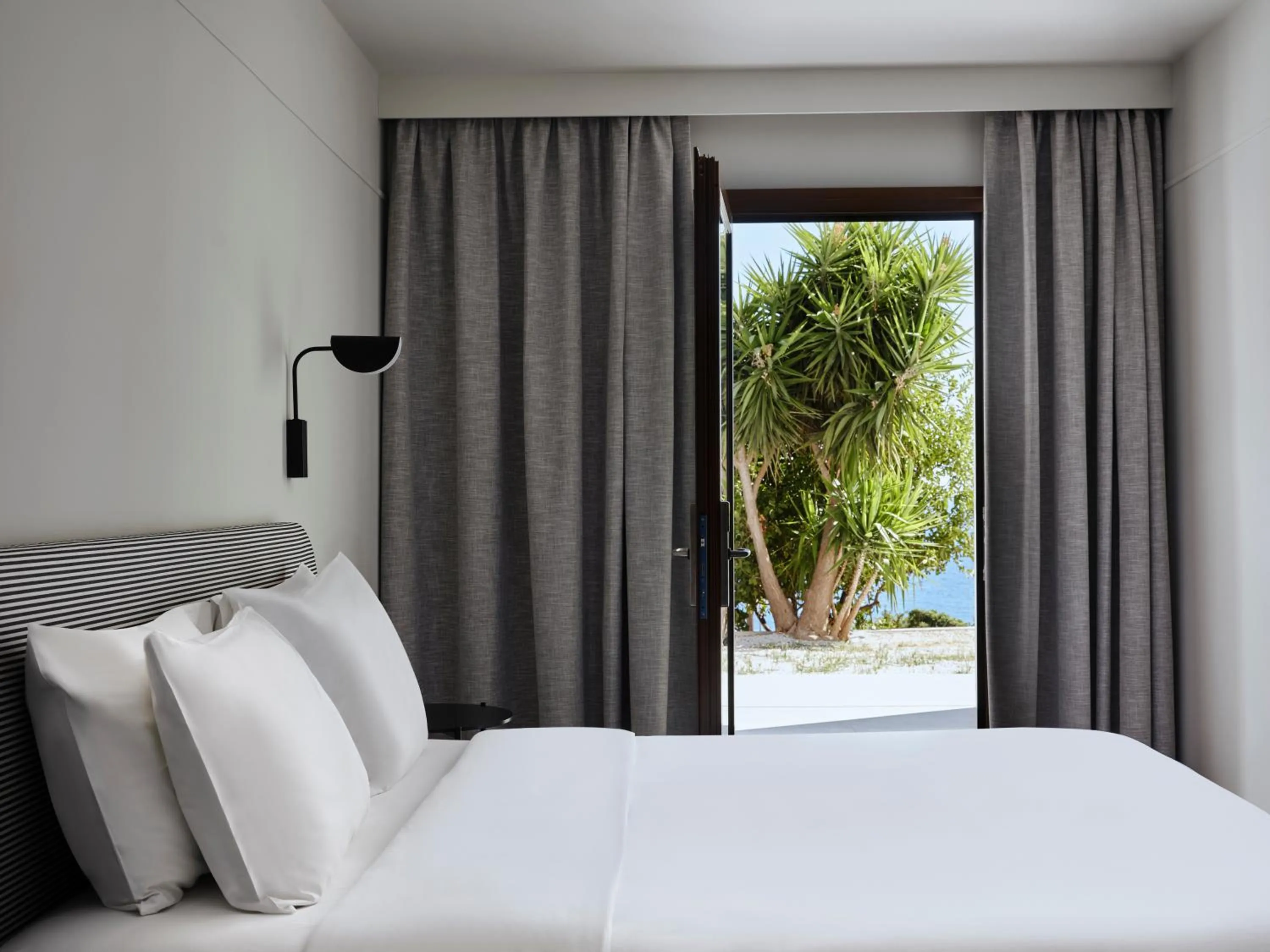 Bedroom, Bed in Doryssa Lithos Hotel