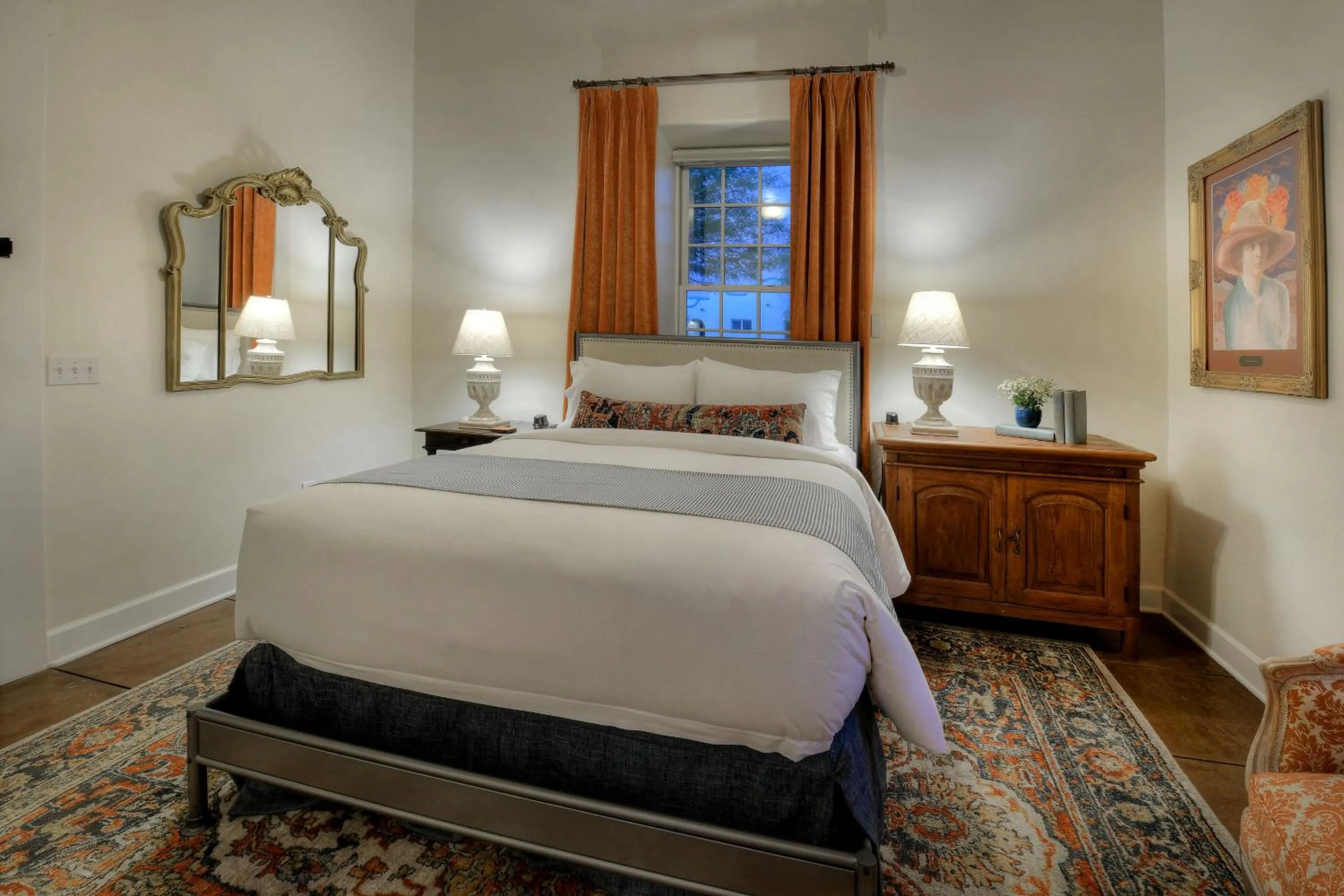 Photo of the whole room, Bed in Armory Park Inn