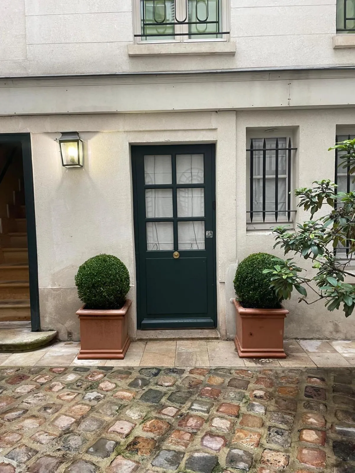Facade/entrance in Pick A Flat's Apartments in Saint Germain - Paul-Louis Courier