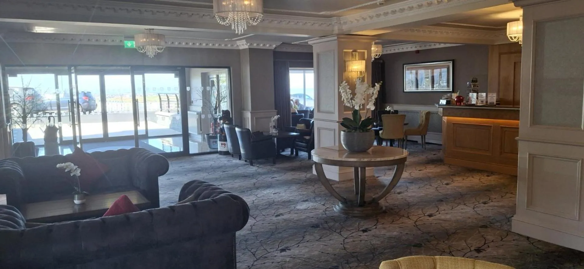 Lobby or reception in Royal Court Hotel